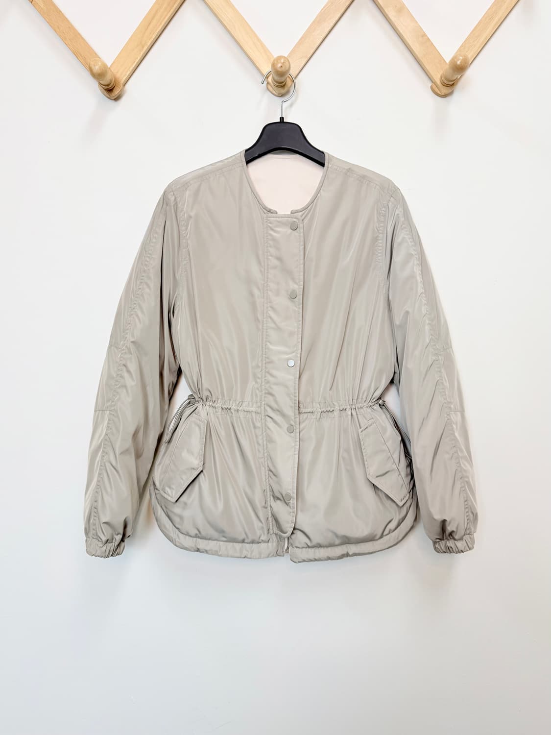 구호 KUHO 리버시블 구스패딩 상품이미지2