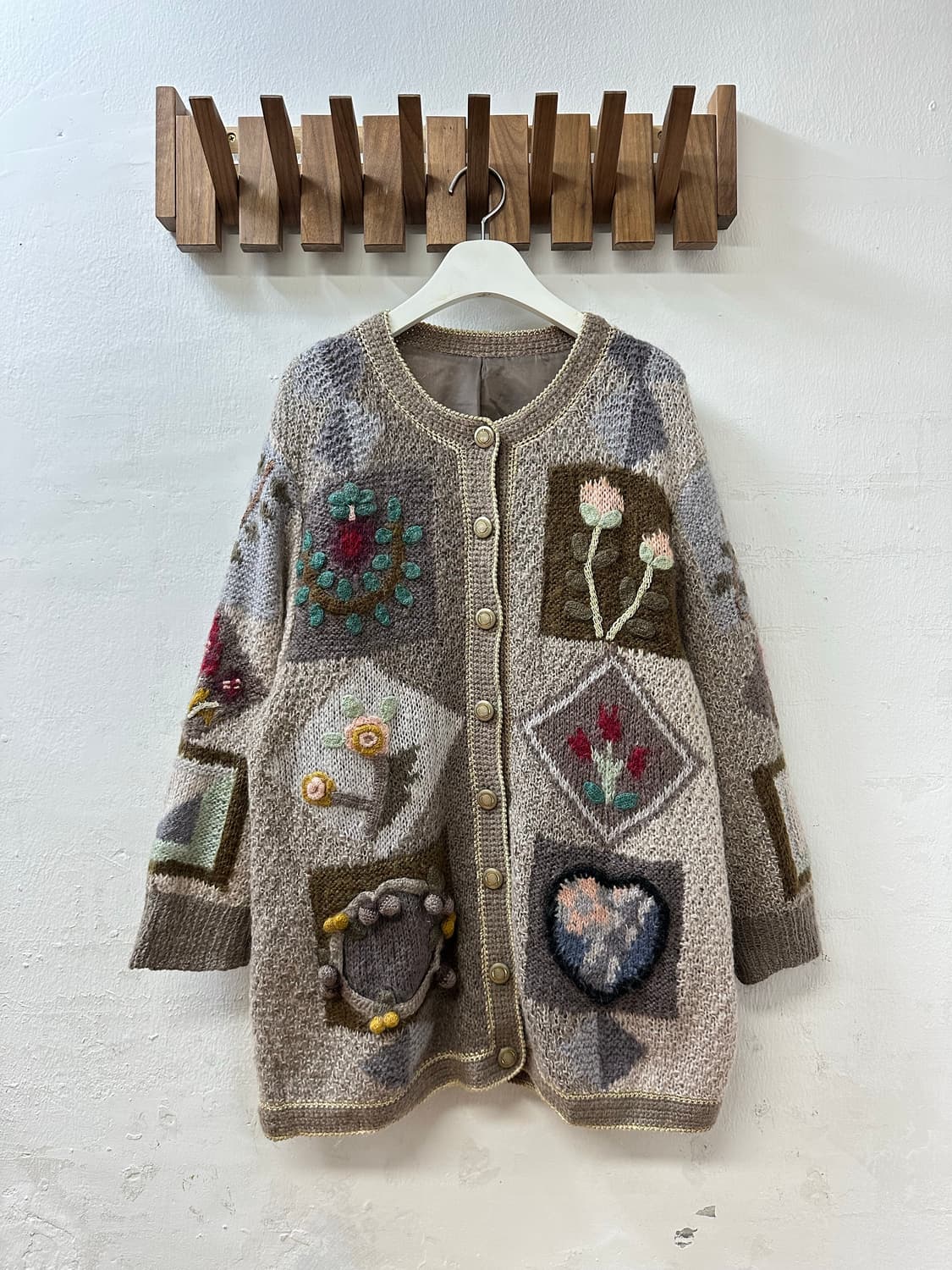 일본빈티지 모티브 뜨개 입체 패치 자수 스웨터 상품이미지1