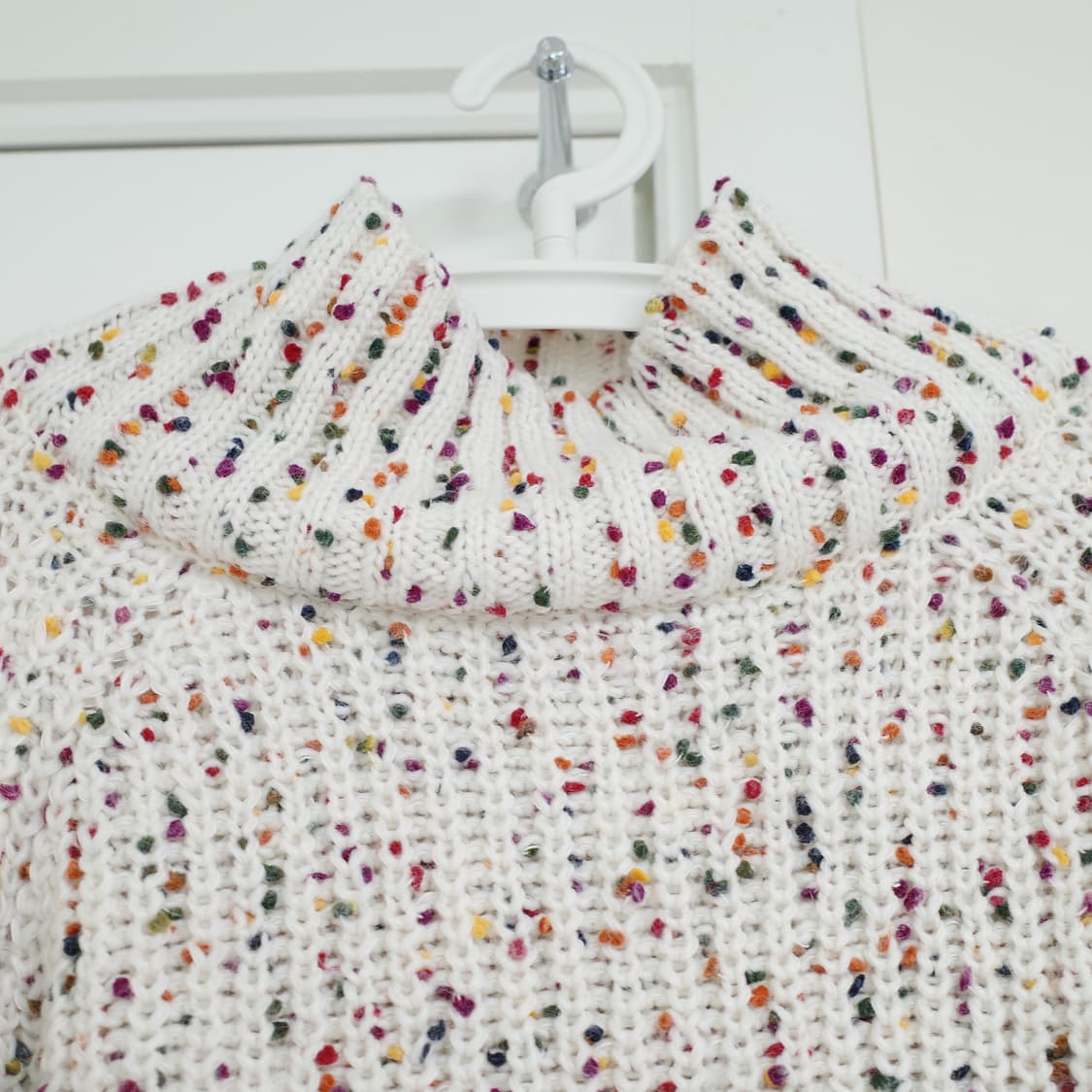 빔즈 하트 컬러 냅 니트 (오프 화이트) 상품이미지6