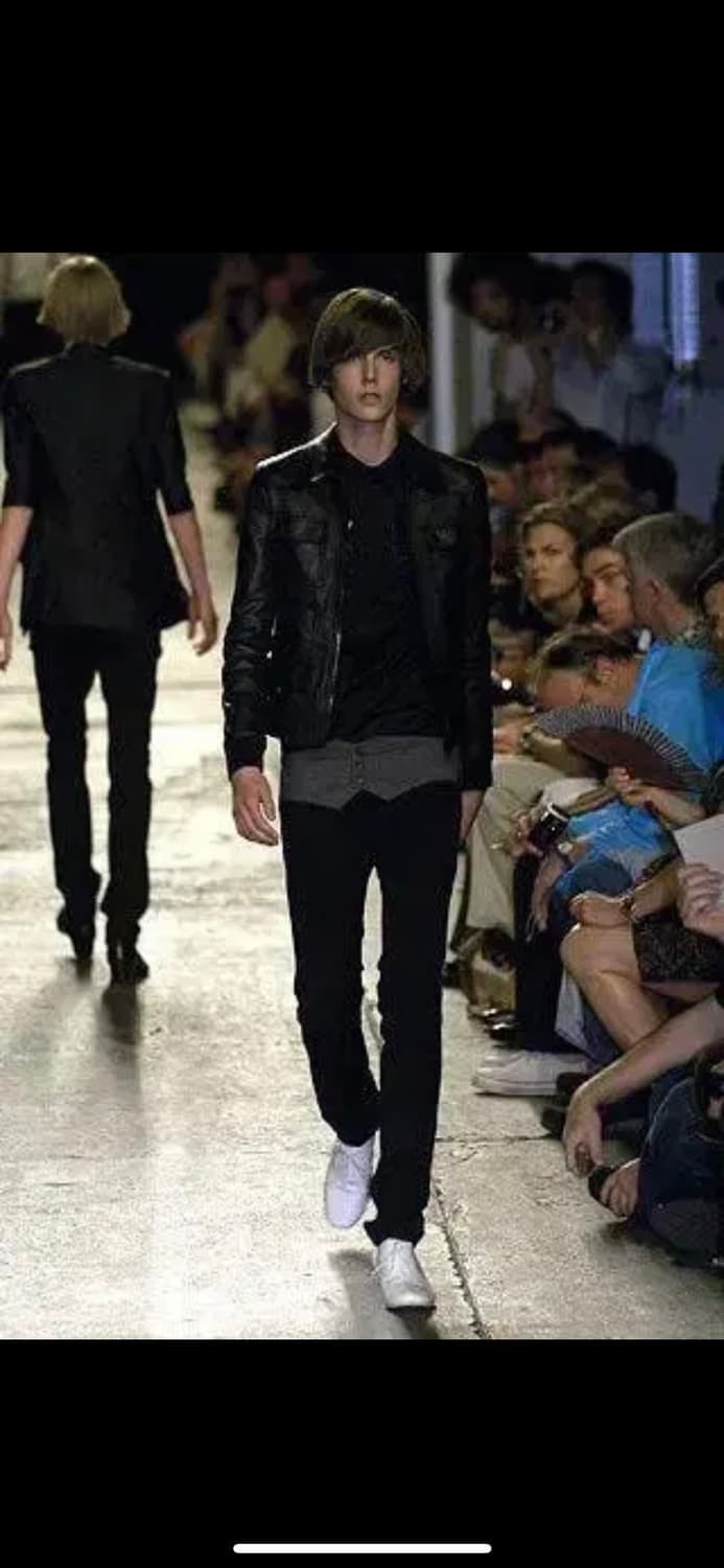 디올옴므 슈퍼슬렌더 블랙진 상품이미지1