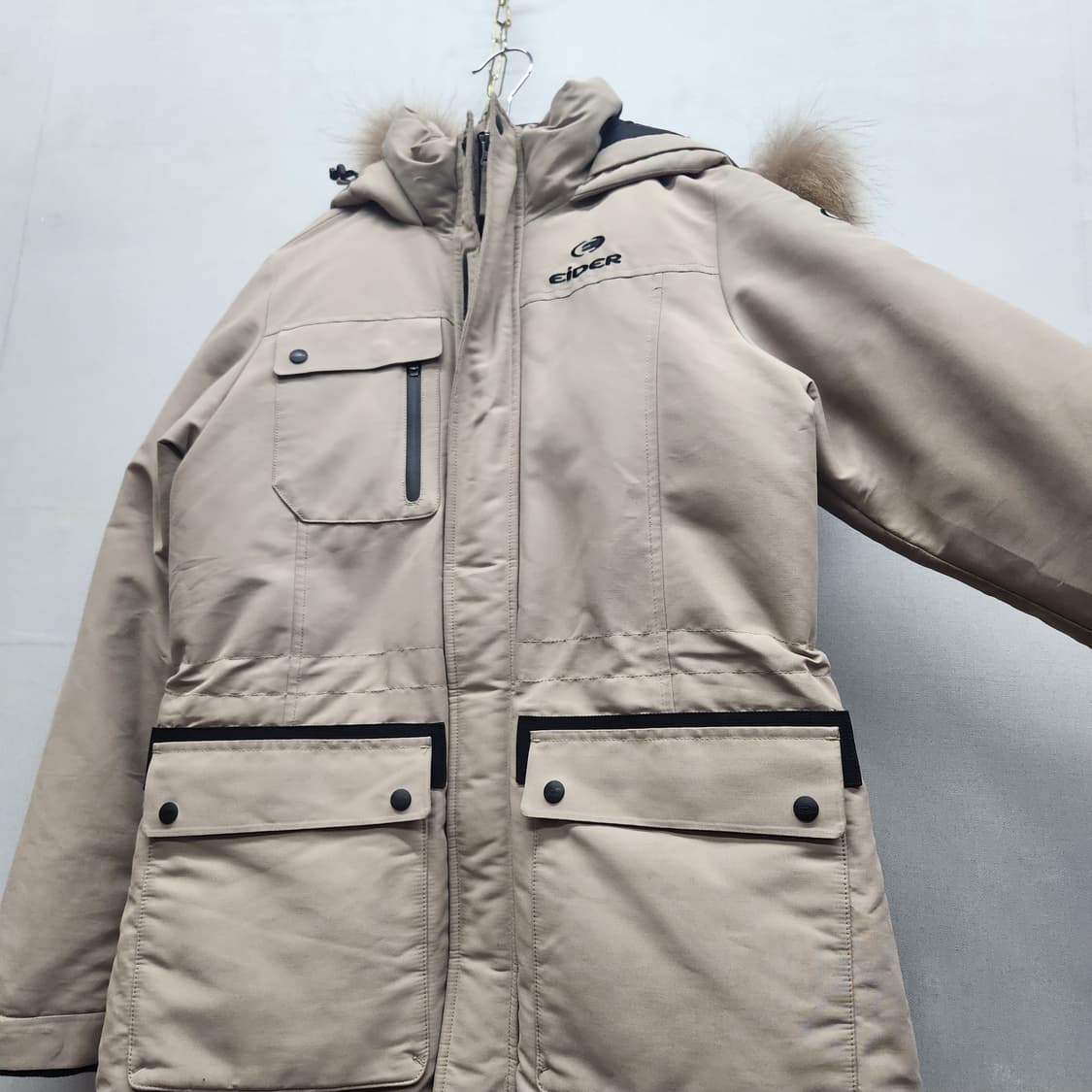 아이더 스텔라 덕다운 라쿤털 후드 패딩 S(M) 상품이미지3