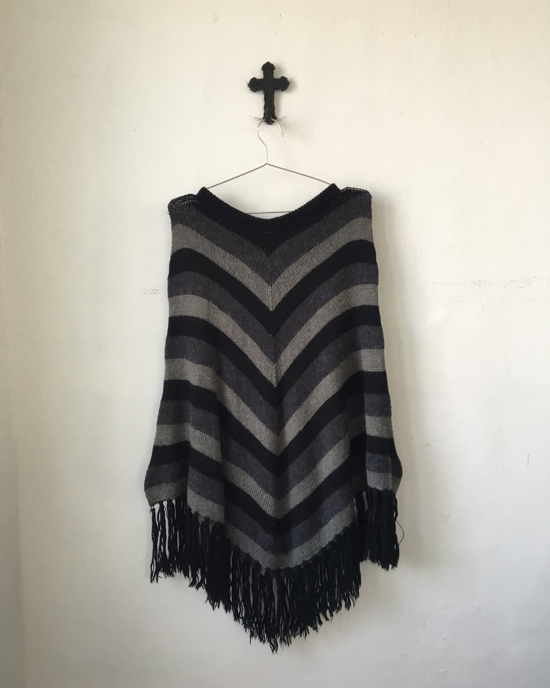 Fringe point pattern cape 상품이미지3