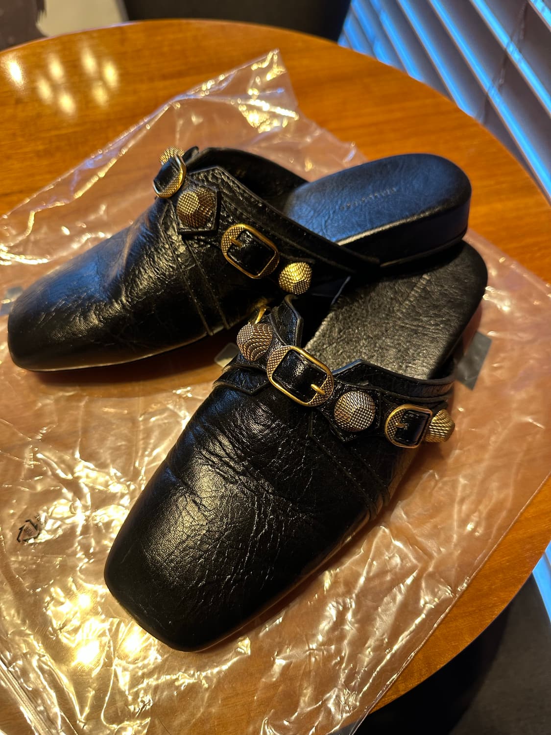 발렌시아가 코지 카고 뮬  상품이미지2