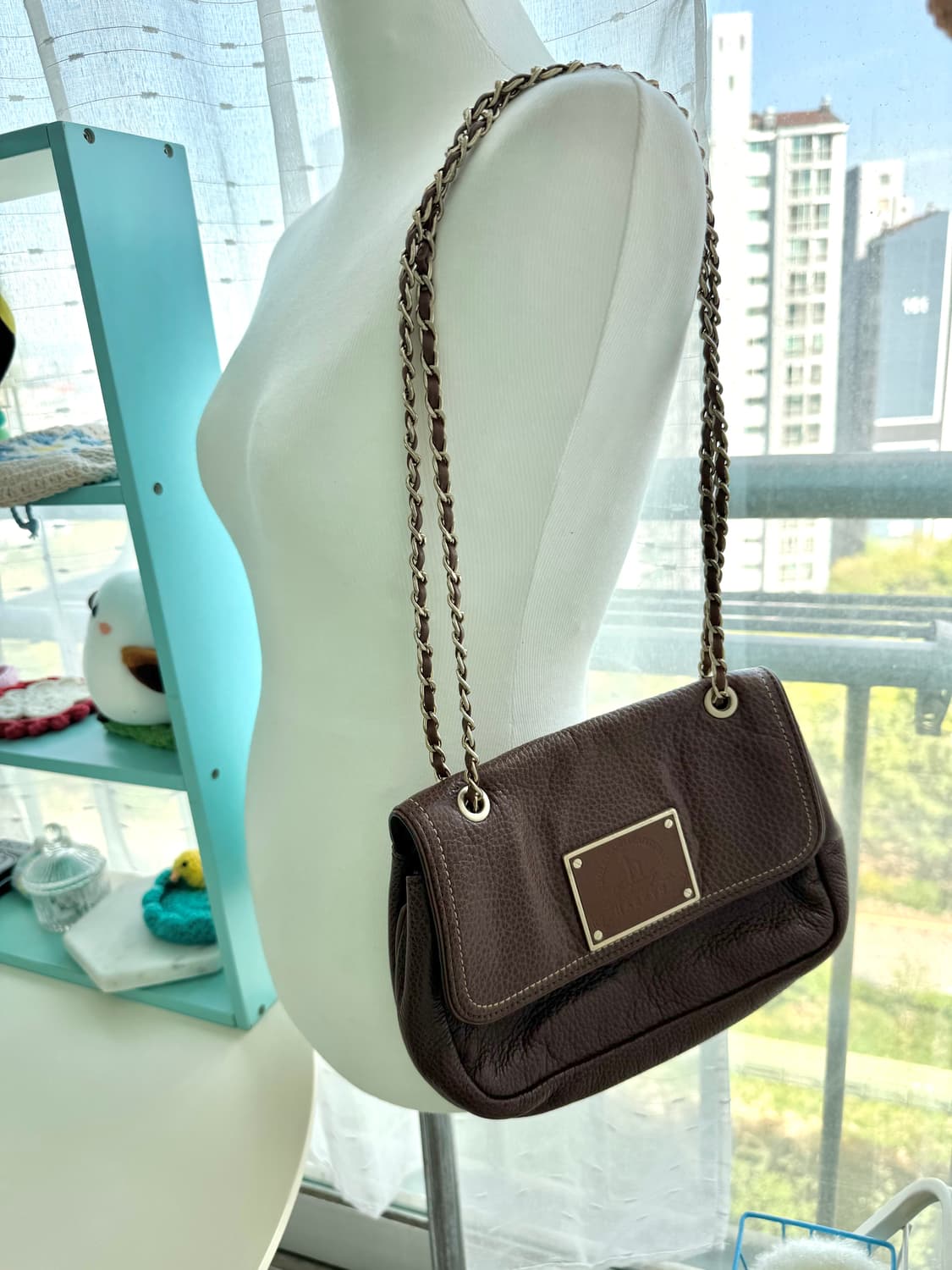 헤지스 체인숄더&크로스 브라운 천연가죽백 상품이미지10