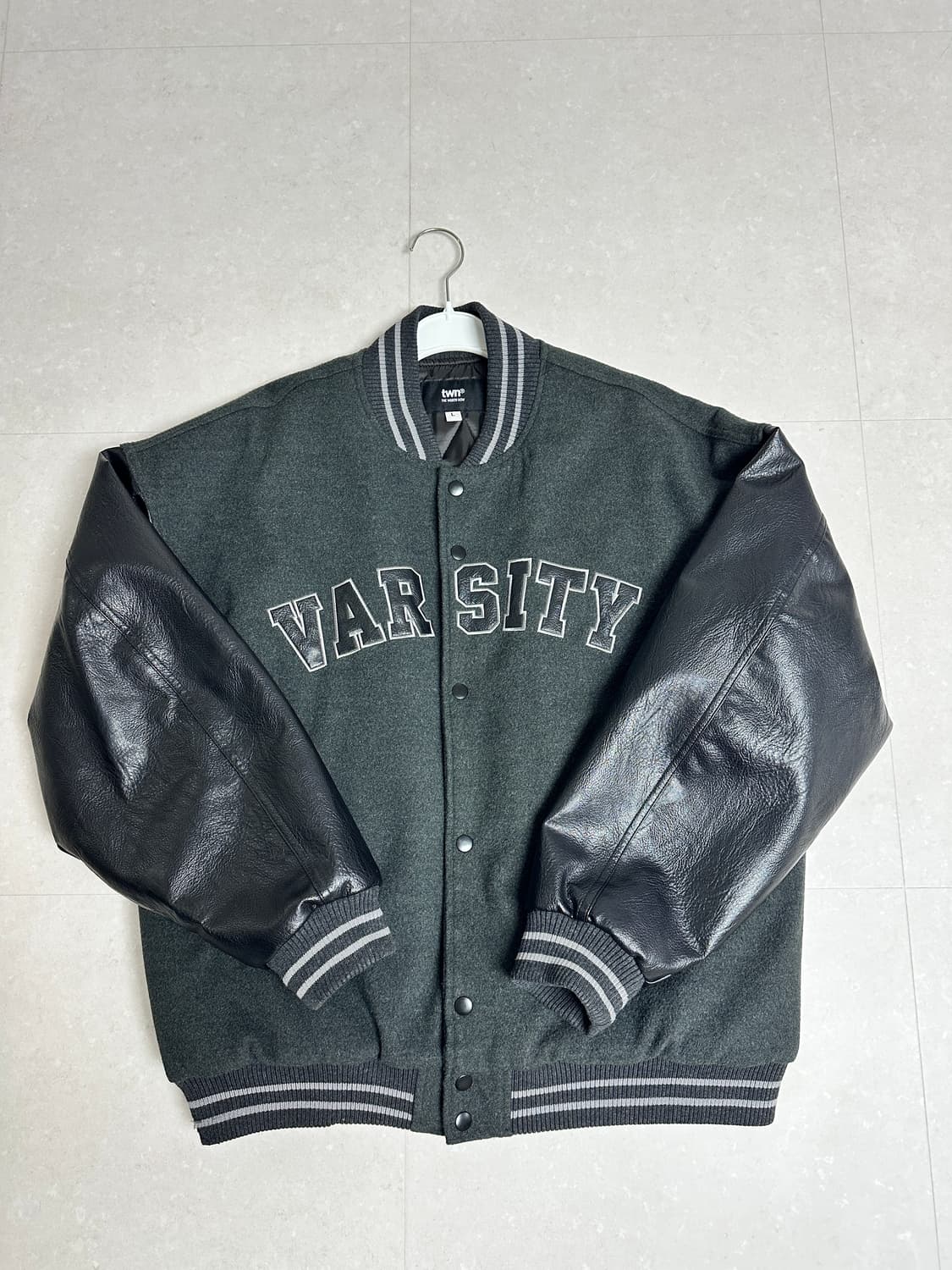 TWN 바시티 자켓 딥그레이(L size) 상품이미지1