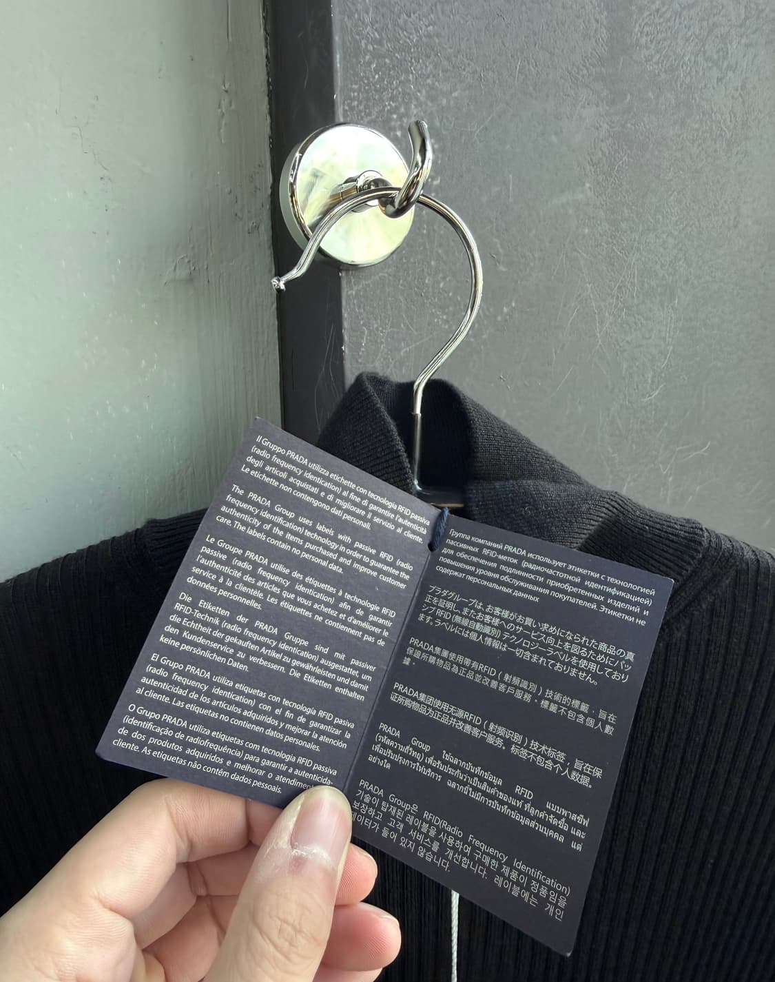 40/ 프라다 골지 모크넥 울 블랙니트(새상품) 상품이미지5