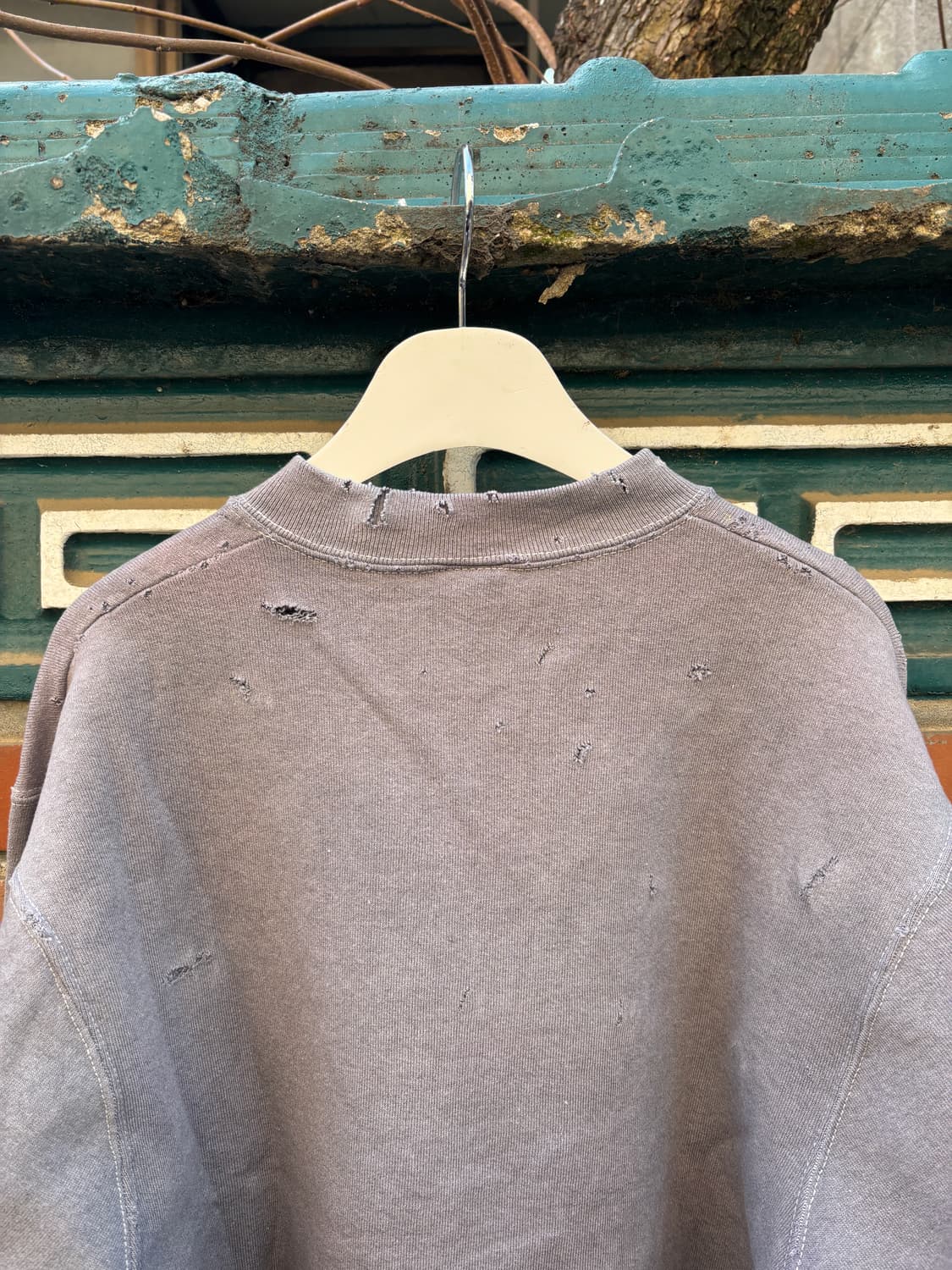 90s fruit of the loom 디스트레스드 블랙다잉 스웻셔츠 상품이미지7