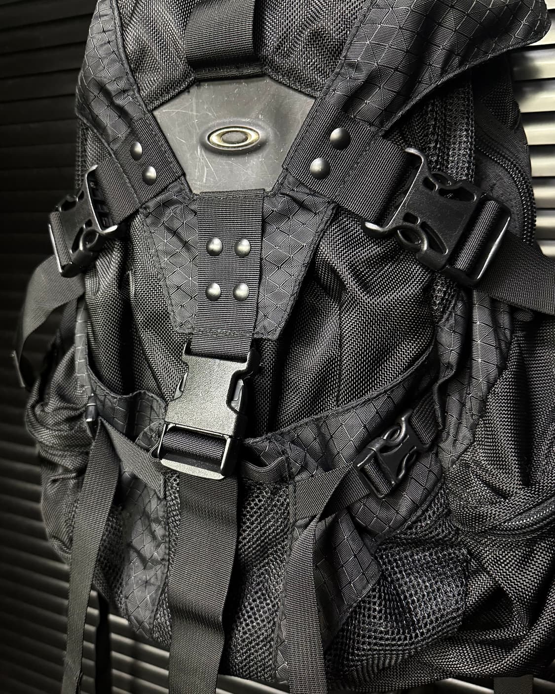 오클리 아이콘 블랙 검정 고프코어 백팩 가방 모터사이클 자전거 펑크 학교 상품이미지3