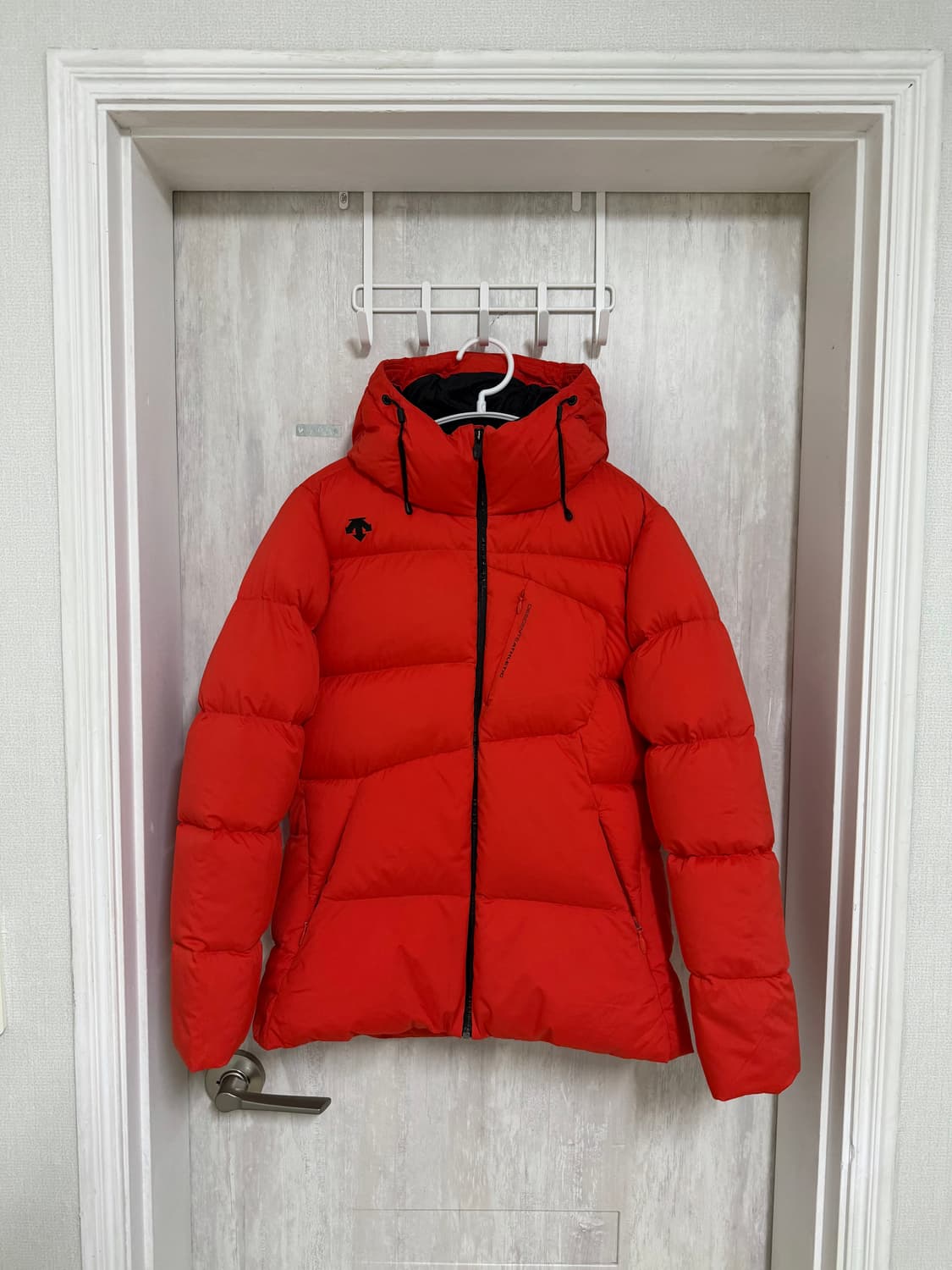 여성 90 / 데상트 덕다운 숏패딩 오렌지 상품이미지1