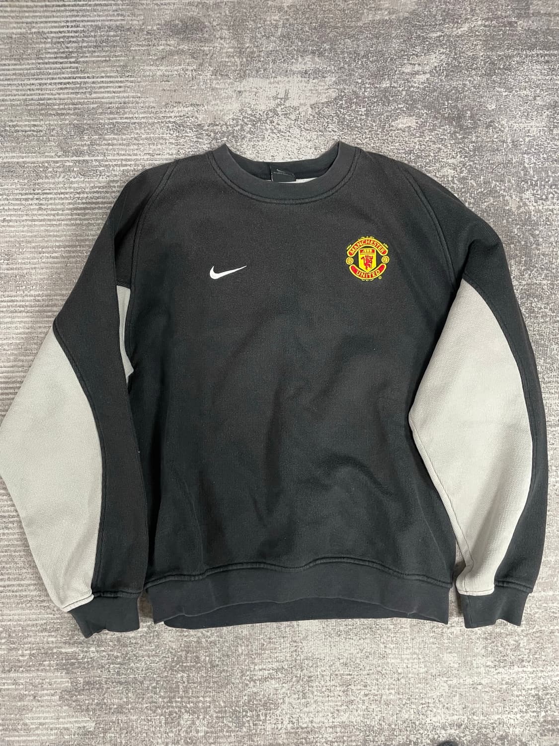 나이키 맨채스터 유나이티드 스웻 상품이미지1