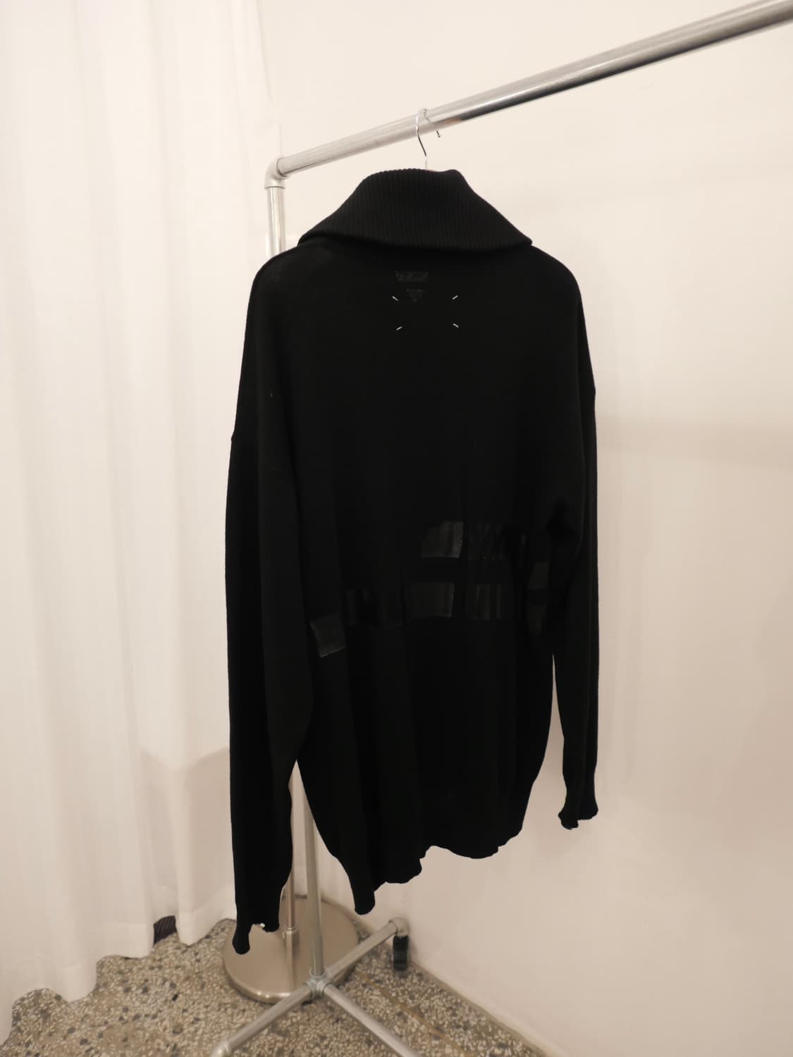 마르지엘라 하이넥 테이핑 오버사이즈드 가디건 상품이미지3