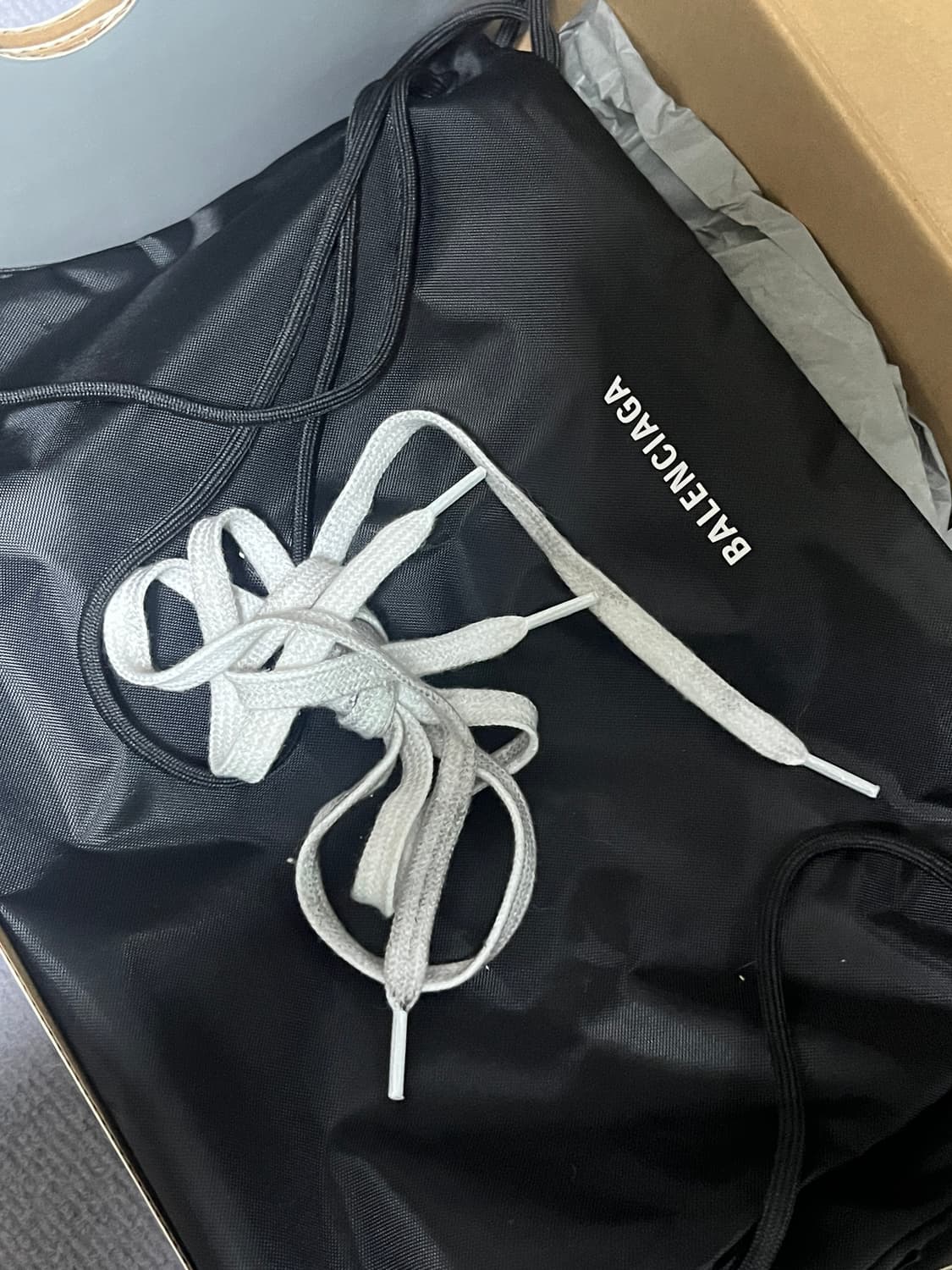 발렌시아가 3xl 블루 원아웃 39 상품이미지5