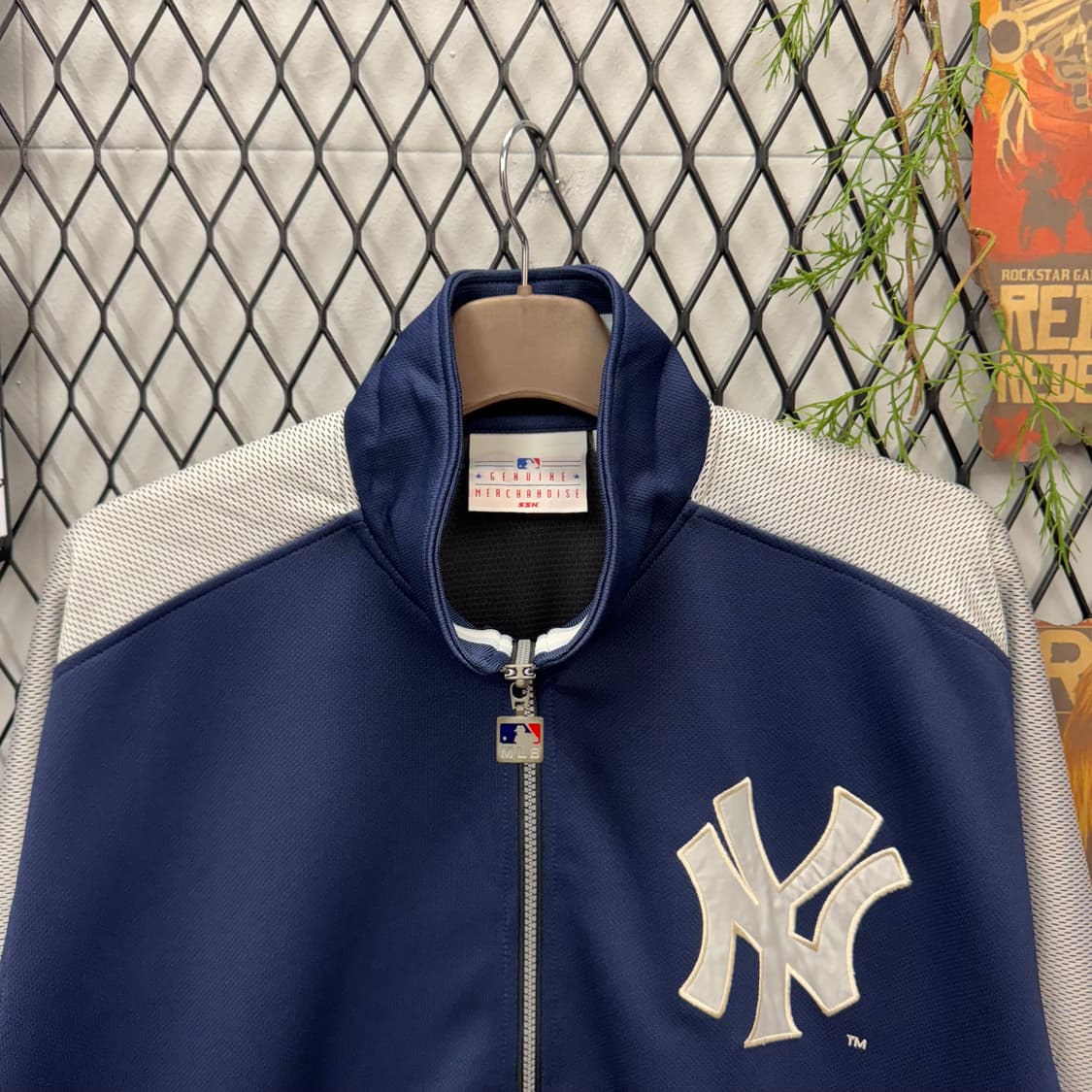 90s MLB X 양키스 트랙자켓 전면 빅로고 포인트 네이비 화이트 상품이미지3