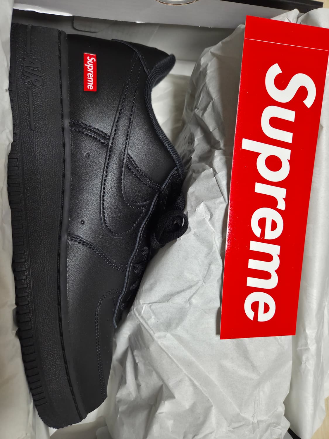 [260]나이키 슈프림 에어포스1 로우 블랙 상품이미지1