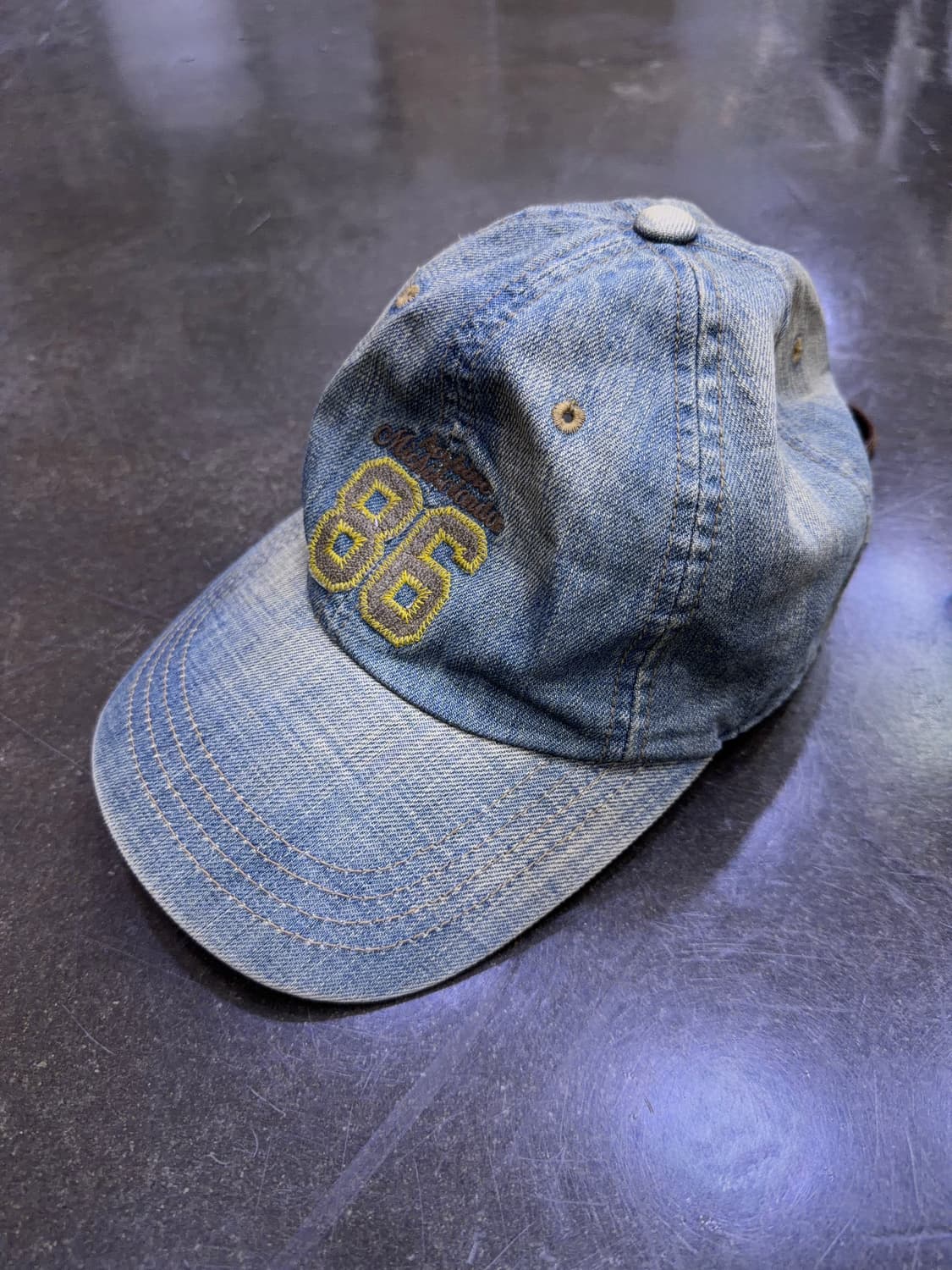 미치코런던 빈티지 86 자수 데님 가죽벨트 볼캡 모자 상품이미지1