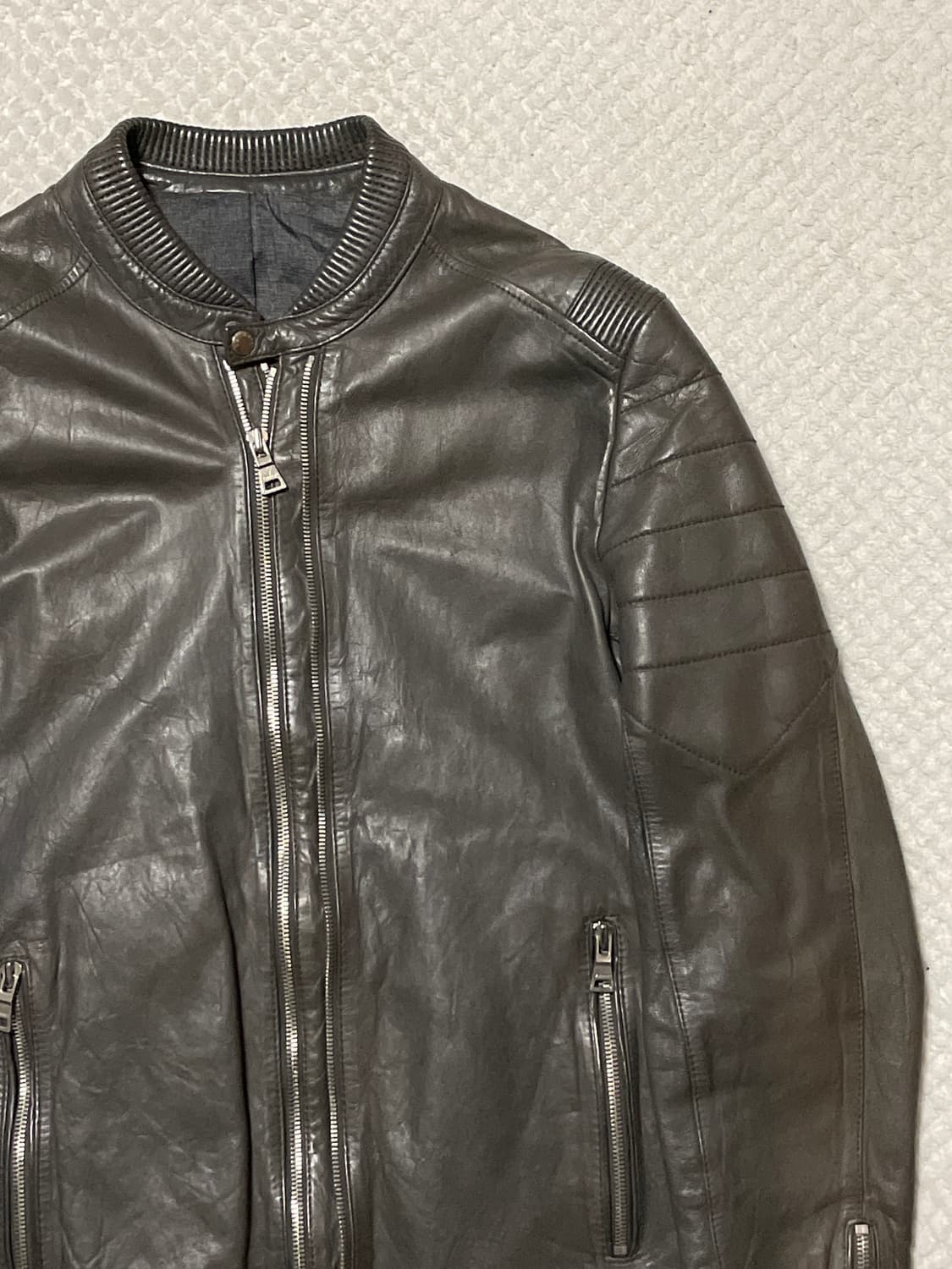 VANHART 반하트 웨스턴 무드 램스킨 양가죽 바이커 절개 레더 자켓 상품이미지4