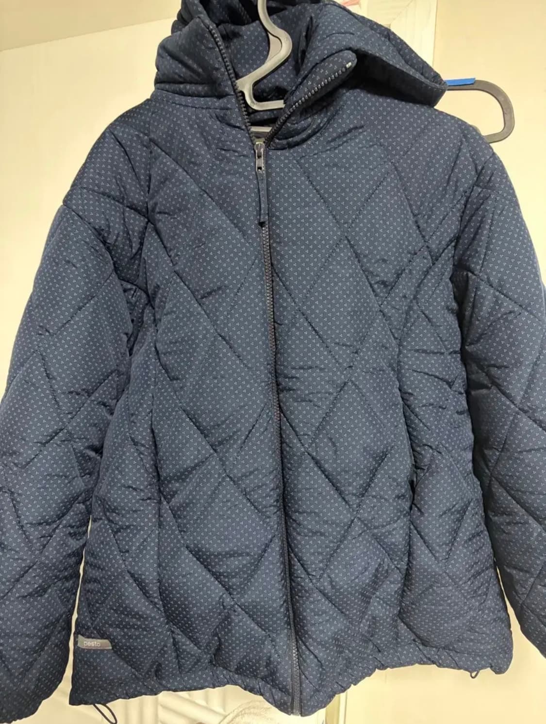 페스토 후디드 퀄티드 점퍼 다크 레이크 (네이비) 실착 1회 상품이미지2