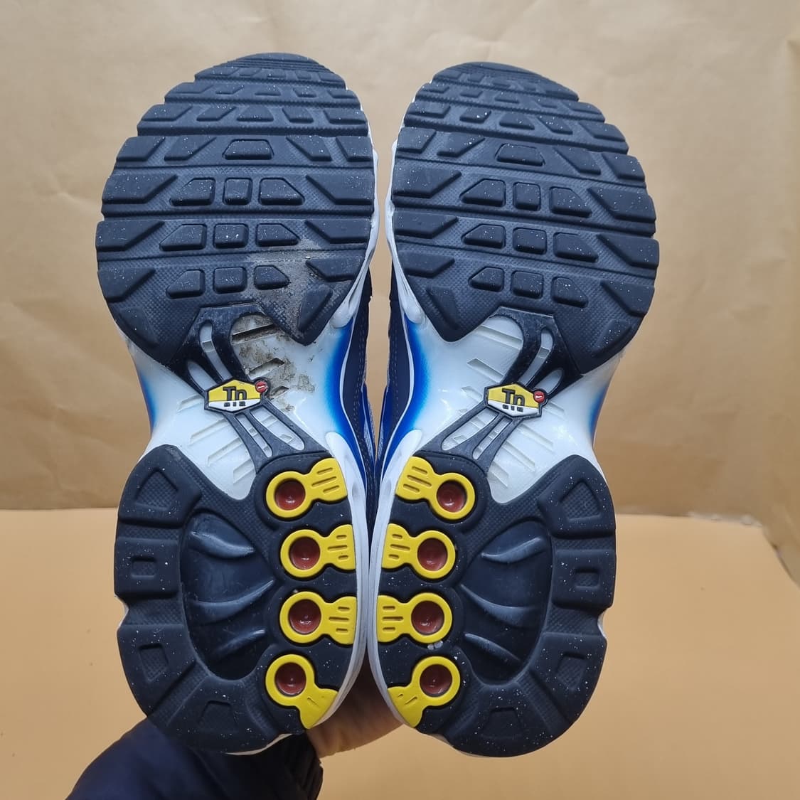 나이키 에어맥스플러스 썬더블루 런닝화240 상품이미지3