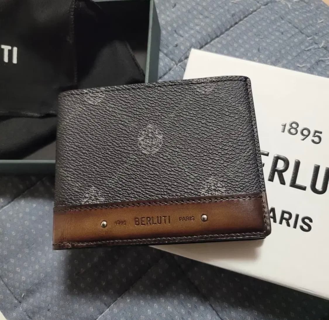 벨루티 시그니처 캔버스 반지갑 상품이미지2