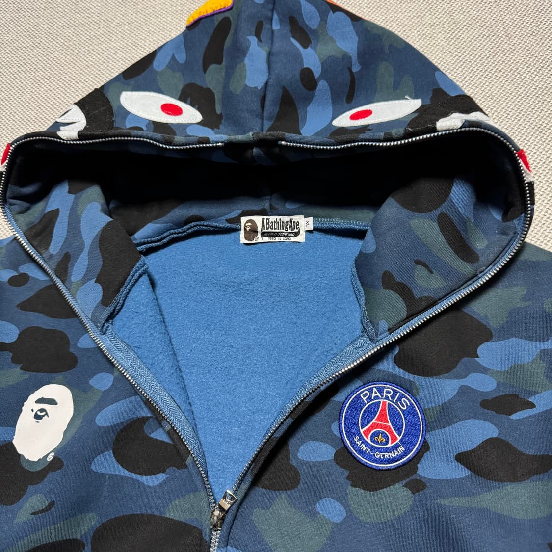 BAPE x 파리생제르망 블루 카모 샤크 후드집업 상품이미지2