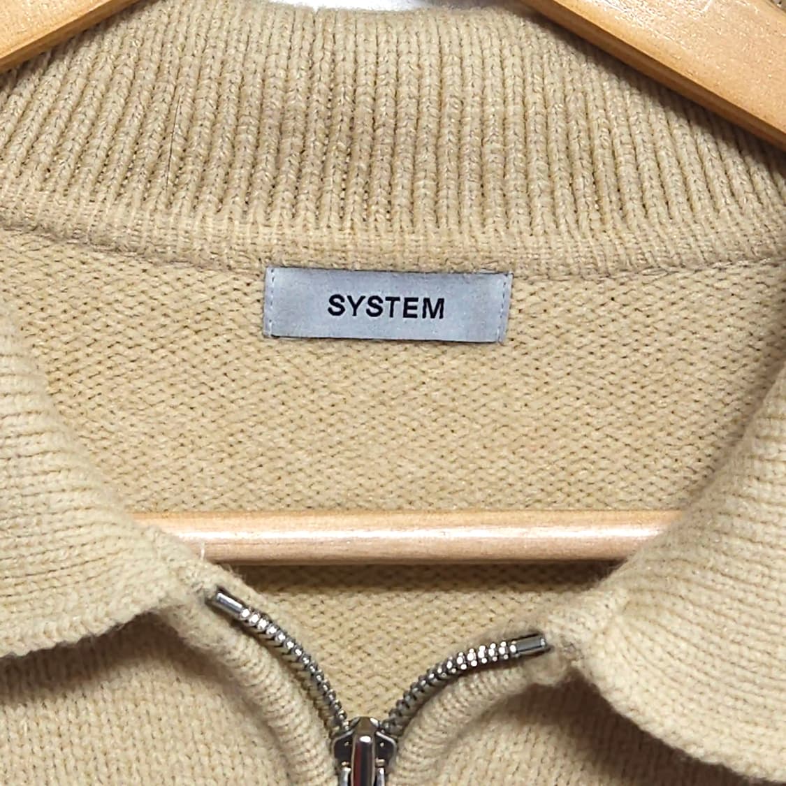 95~100)SYSTEM 시스템옴므 반집업 니트 베이지 23F/W 상품이미지3
