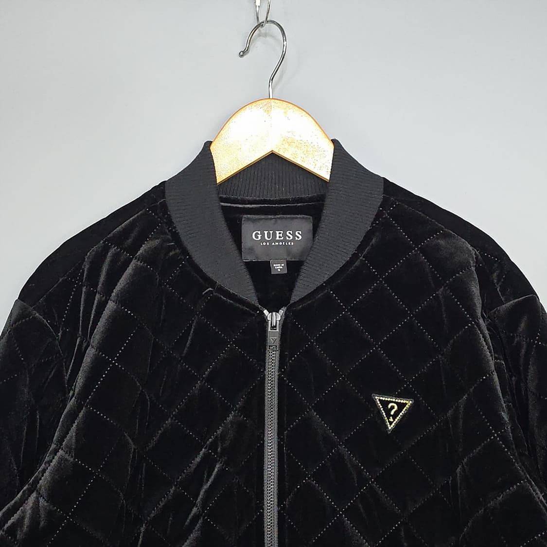 게스(GUESS) 벨벳 퀄팅 집업 자켓 S 상품이미지2