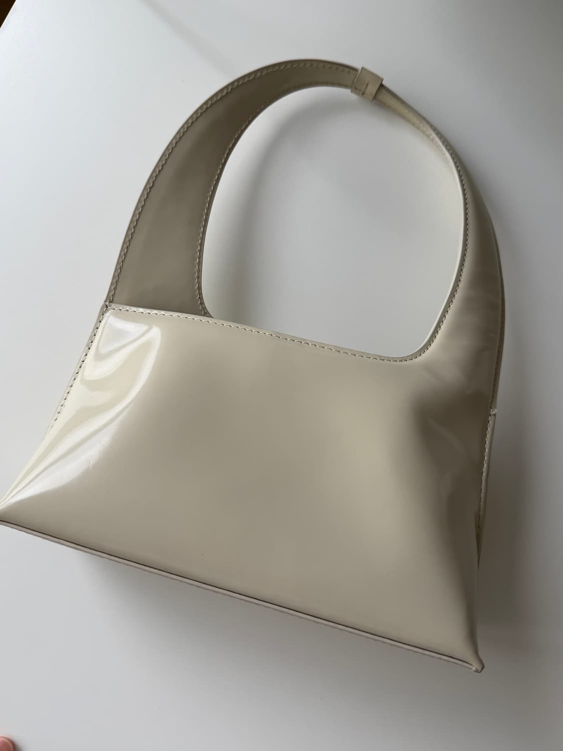 오소이 브릿지 백 미니 화이트 상품이미지2