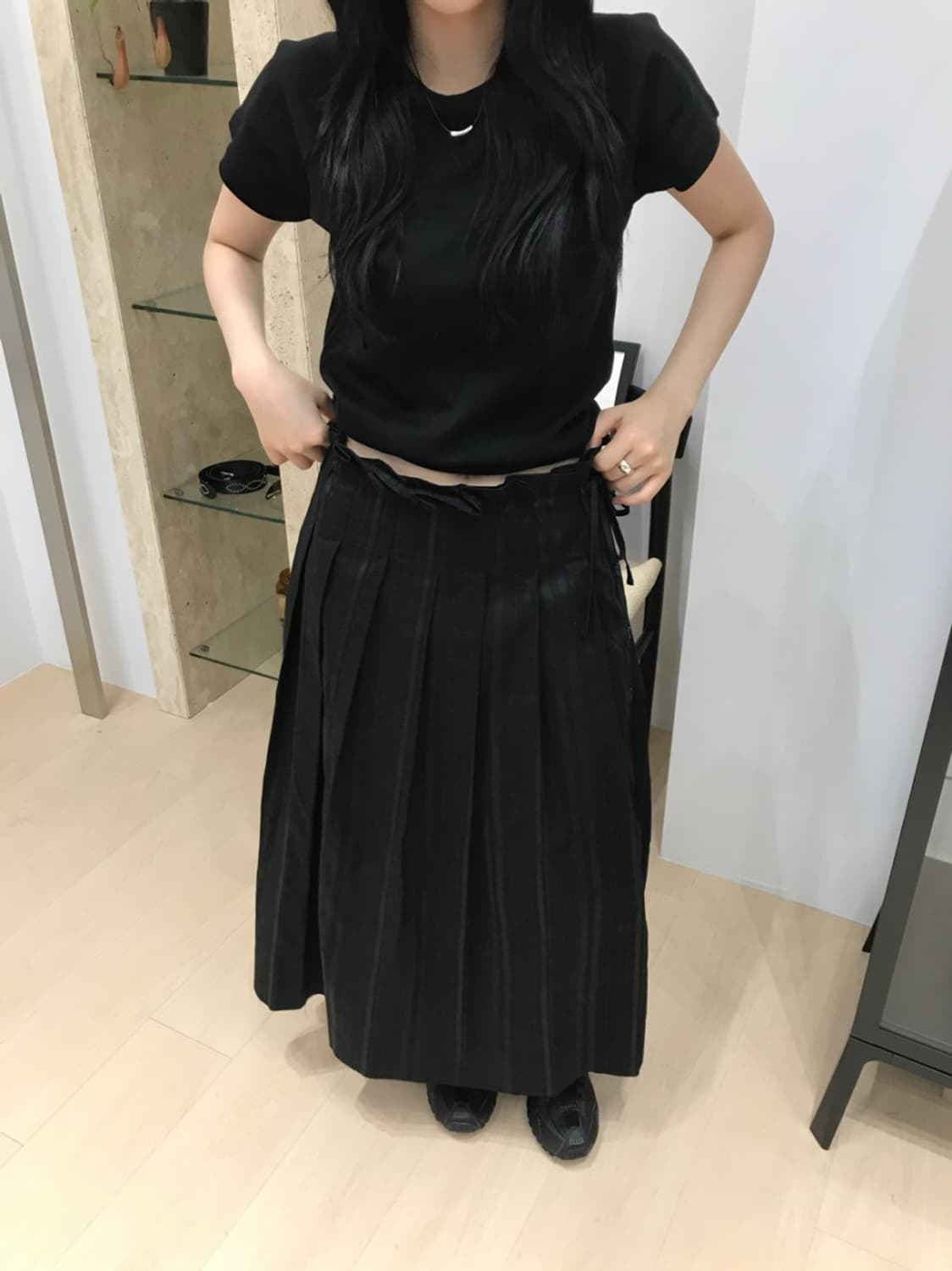 버튼 플리츠 레이어드 롱스커트 블랙 상품이미지5