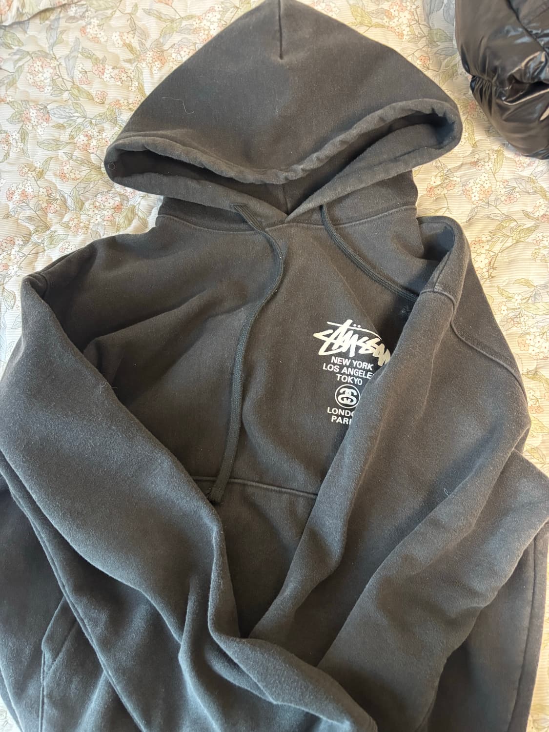 스투시 월드투어 후드티 상품이미지1