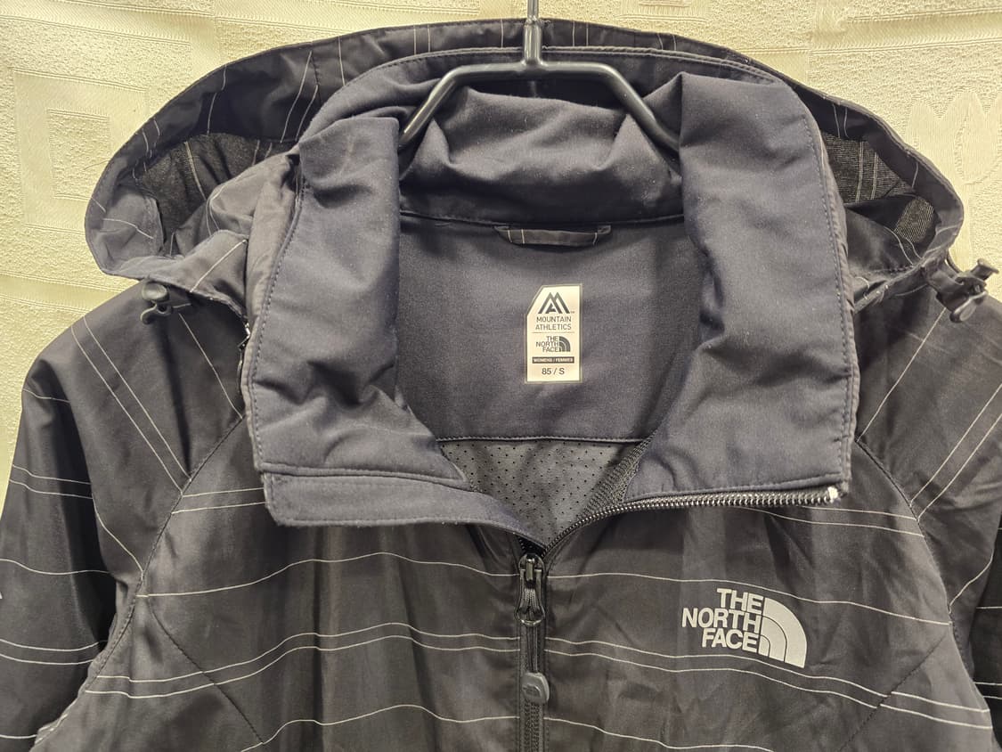 노스페이스 여성 바람막이 자켓 S (85) 상품이미지2