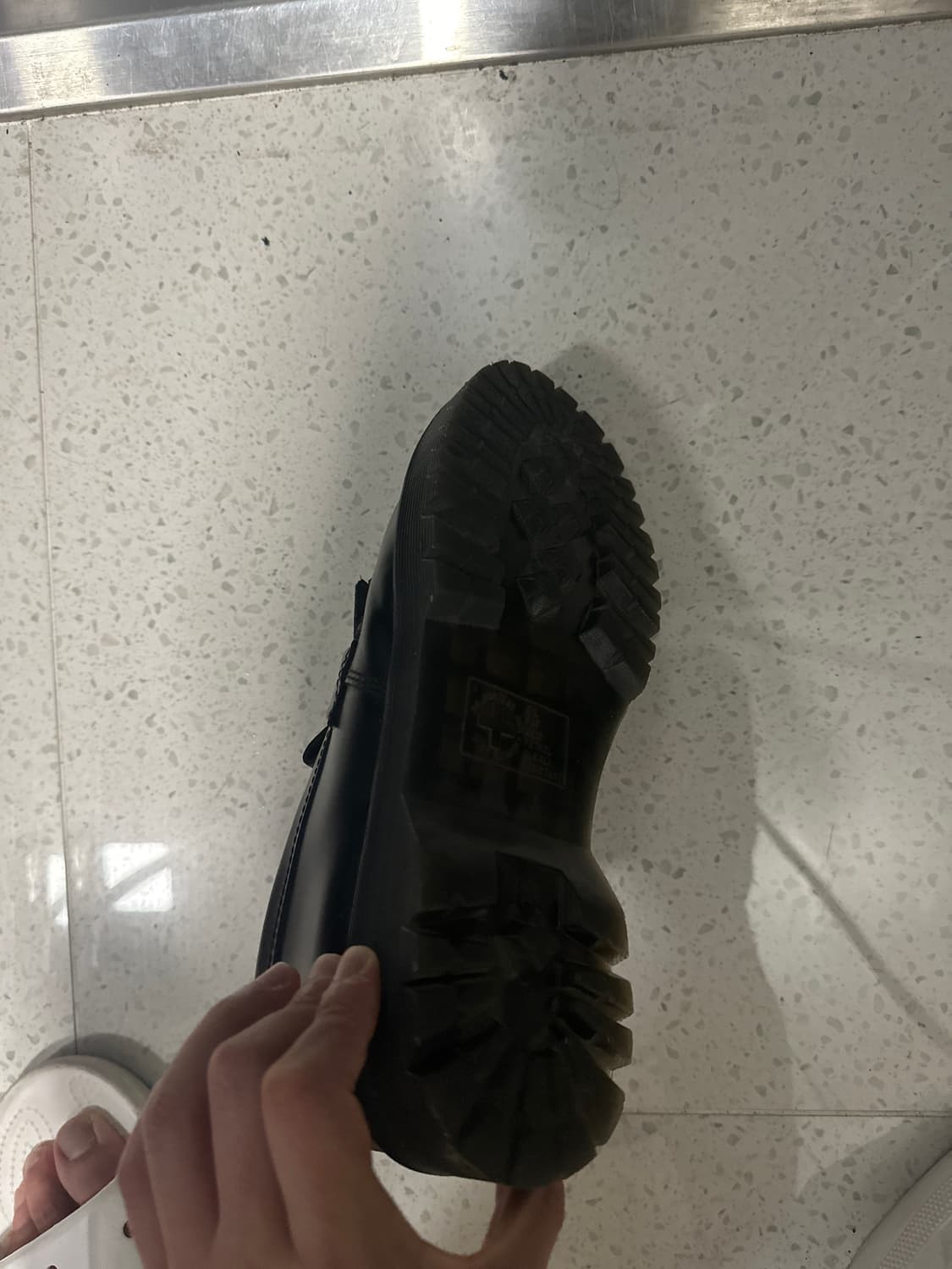 닥터마틴 아드리안 270 상품이미지5