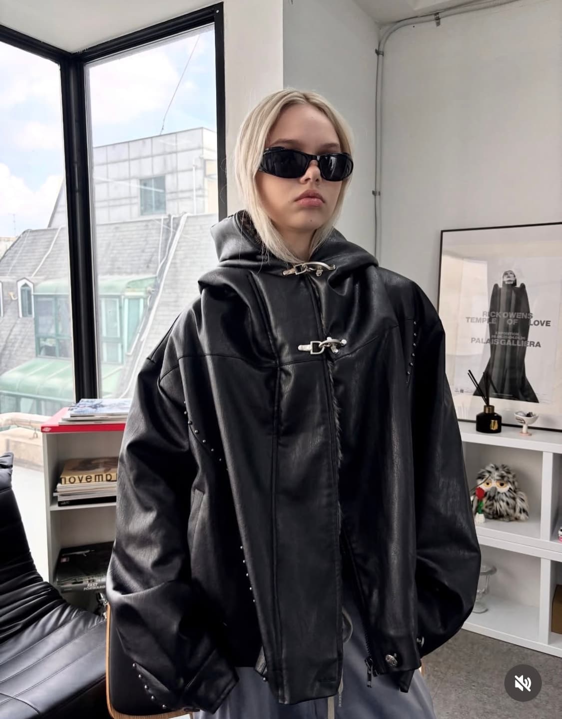 YEEL FOLD-OUT HOODIE SHAWL FUR JACKET 상품이미지5