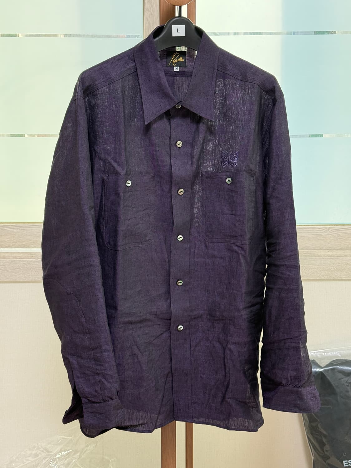 니들스 린넨 샴브레이 워크 셔츠: 퍼플 / M 상품이미지1