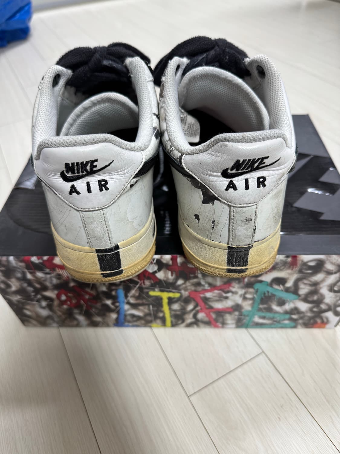 나이키 x 피스마이너스원 에어포스 1 로우 파라노이즈 2.0 (275) 상품이미지3