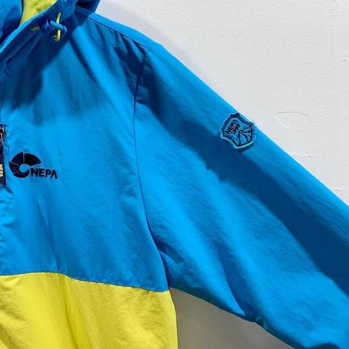 네파 에볼루션 아웃도어 바람막이 (66)   상품이미지3