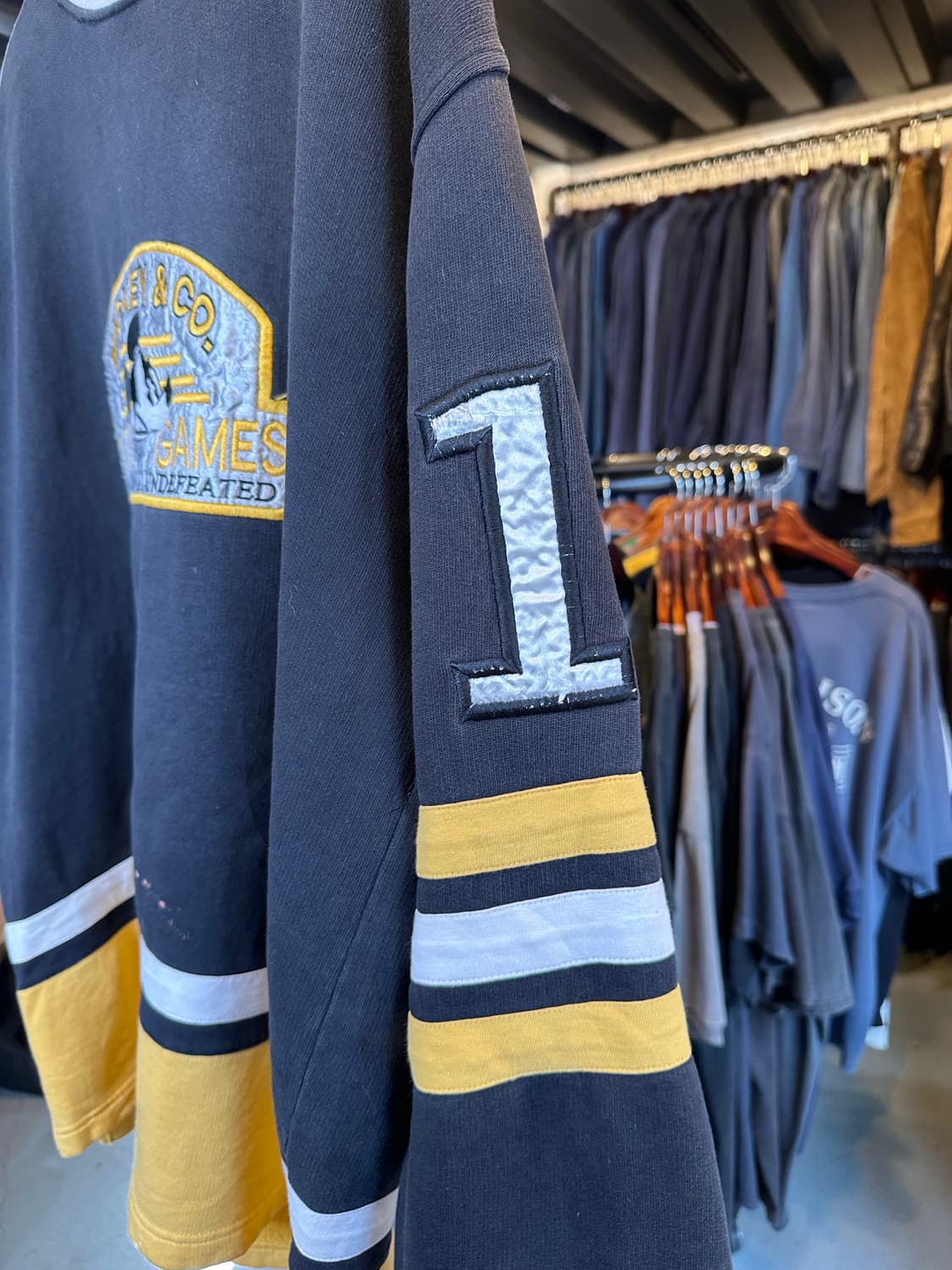 디즈니 미키마우스 자수 스웻 셔츠 상품이미지5