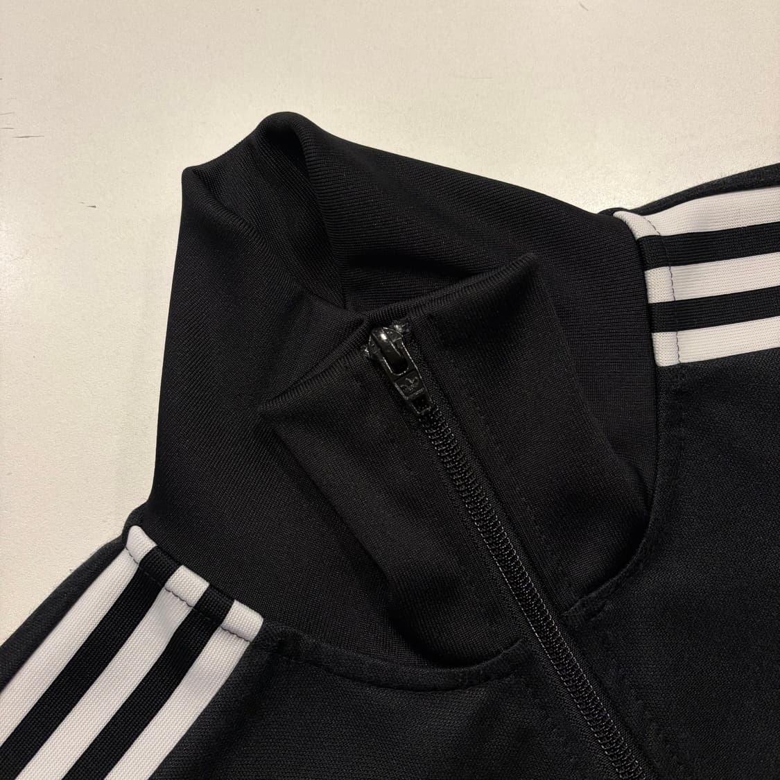 [L] 18s 아디다스 베켄바우어 삼선 블랙 트랙탑 져지 C39 상품이미지4