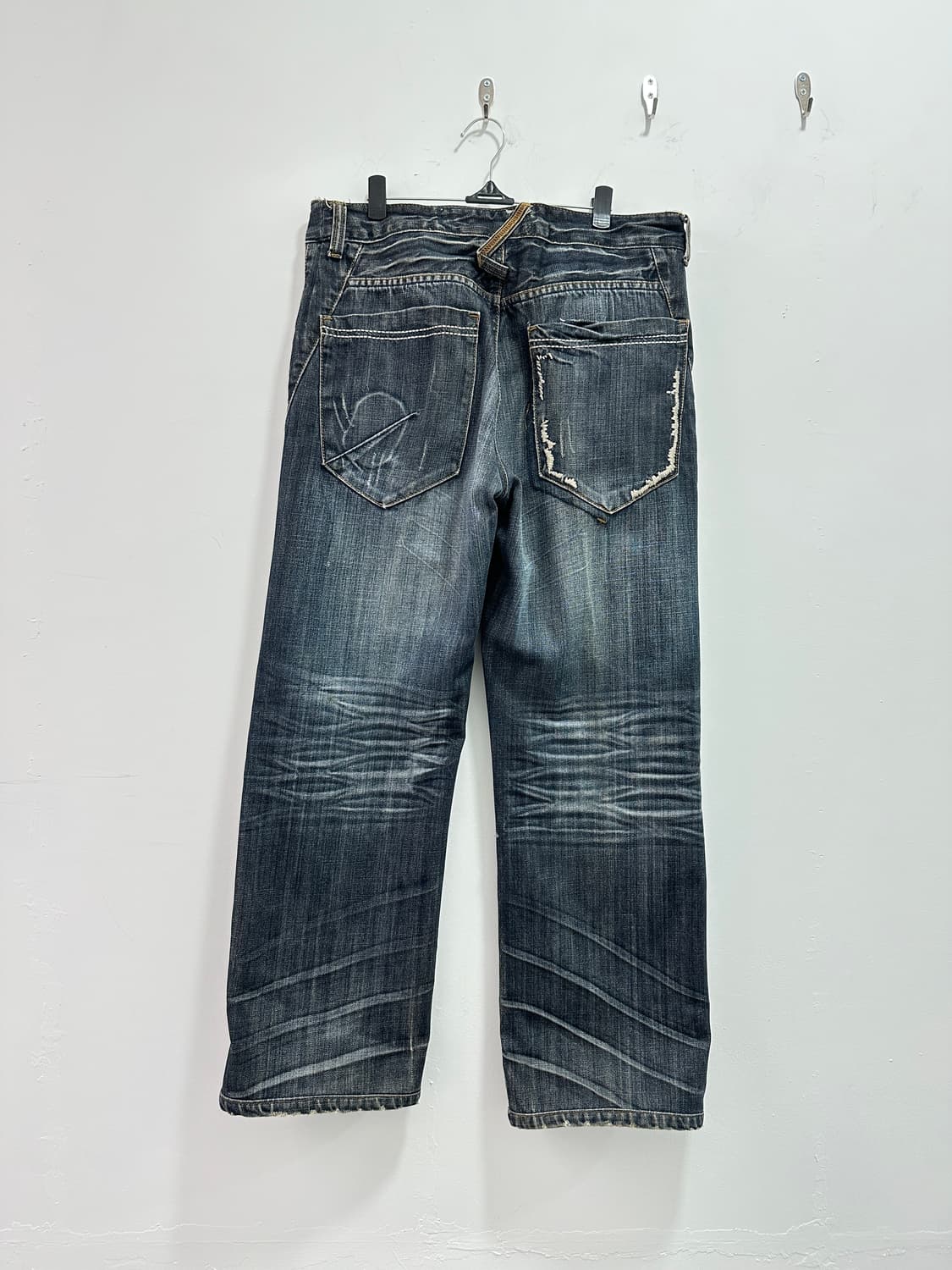 Vintage destroyed fade lines jeans 상품이미지9