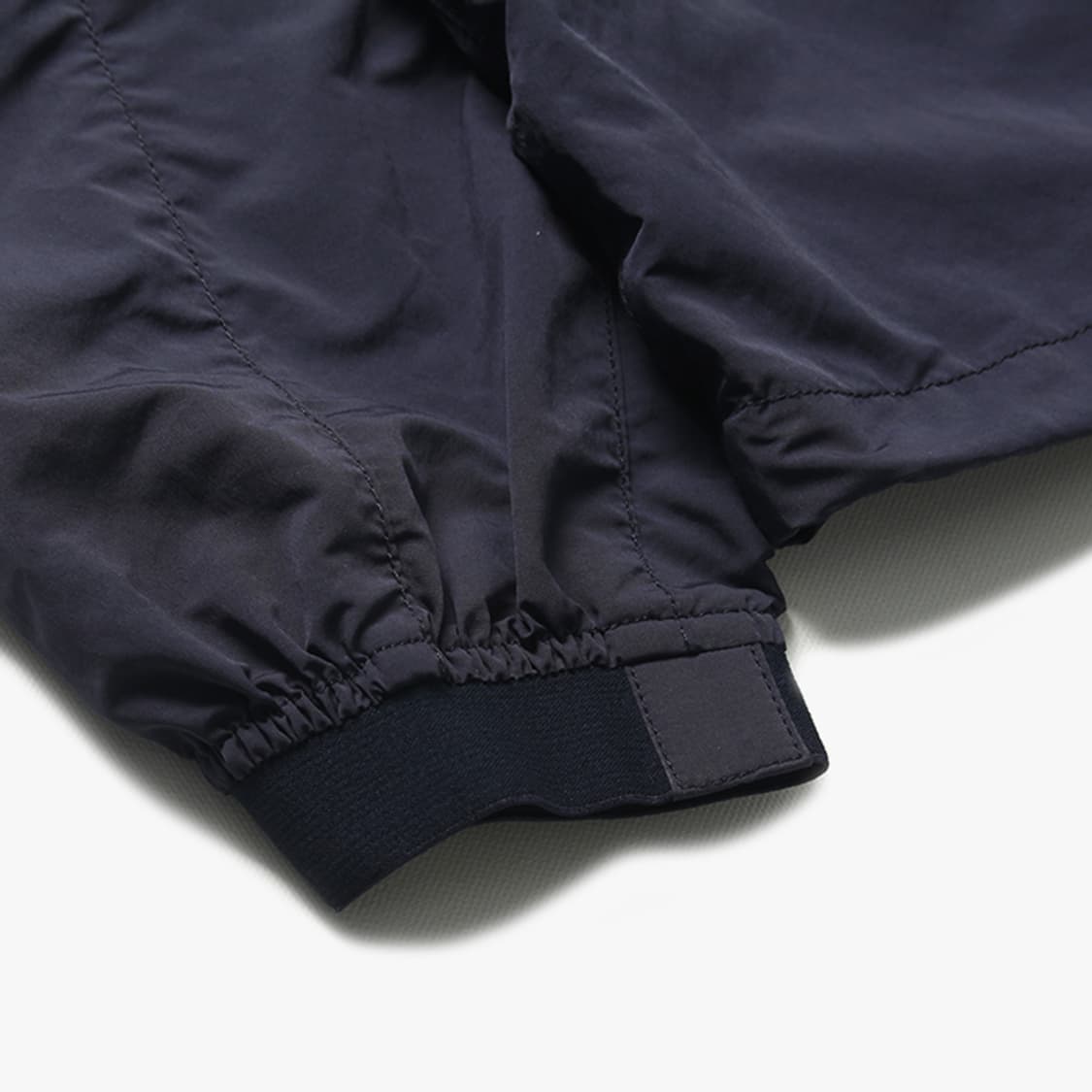  PURPLE LABEL "Navy Wind Breaker" 상품이미지5