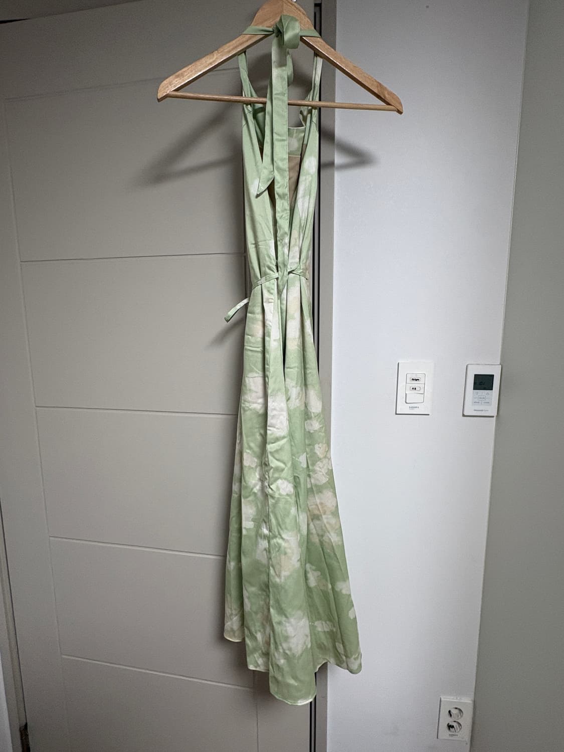 Mimi monde 홀터 블레이드 맥시 드레스 (멜론) 상품이미지4