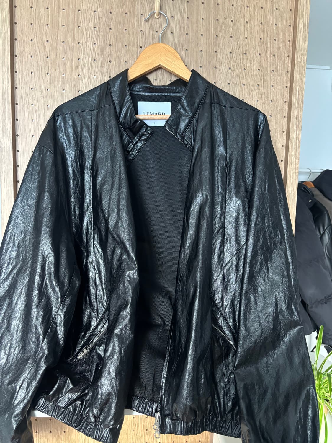 르마드 투톤 로우컷 밴딩 숏 자켓 - 블랙 상품이미지1