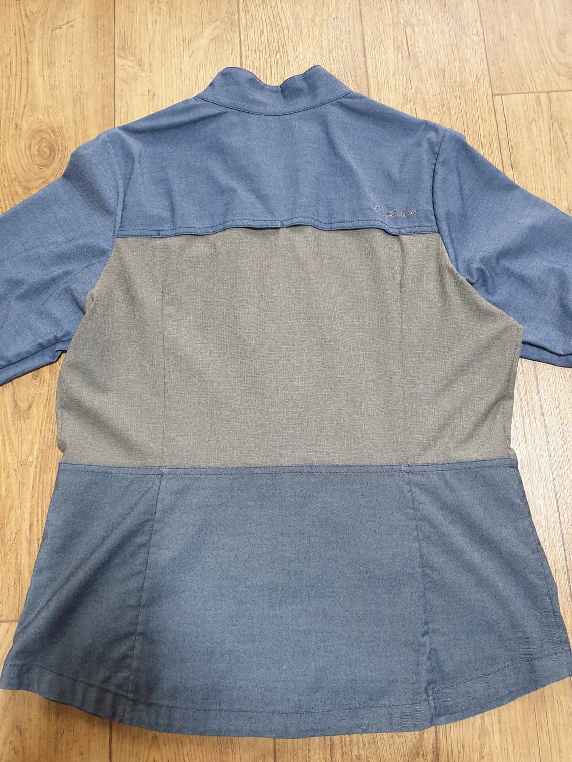 1008 라푸마 아웃도어 자켓 집업 100 사이즈입니다 상품이미지5