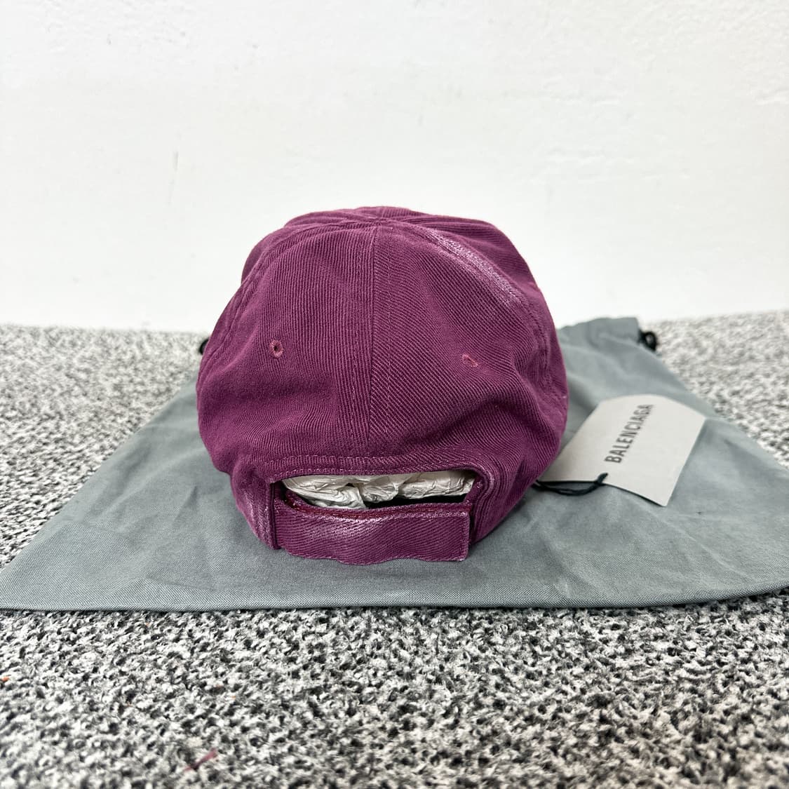 (정품/새상품) BALENCIAGA 발렌시아가 여성 퍼플 로고 볼캡 상품이미지4