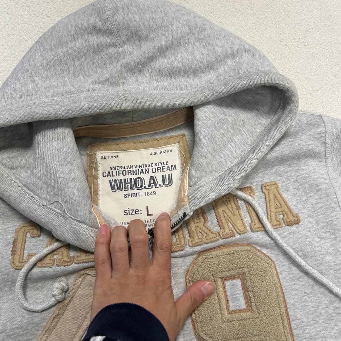 WHO.A.U Grey Zip-up Hoodie 상품이미지6