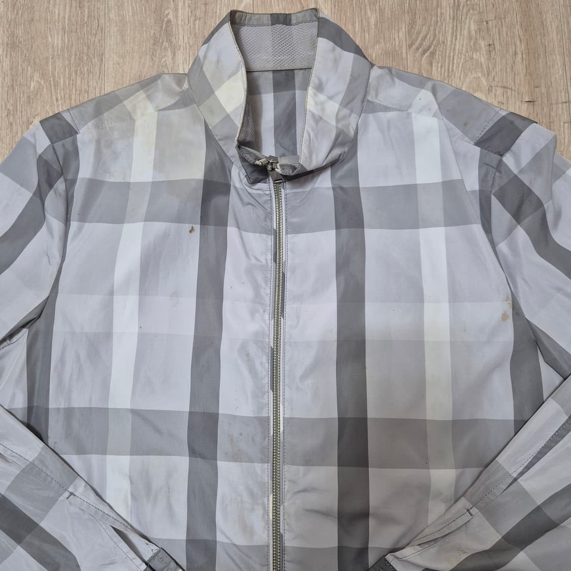 닥스 골프 남성 경량 체크 바람막이 자켓 상품이미지2