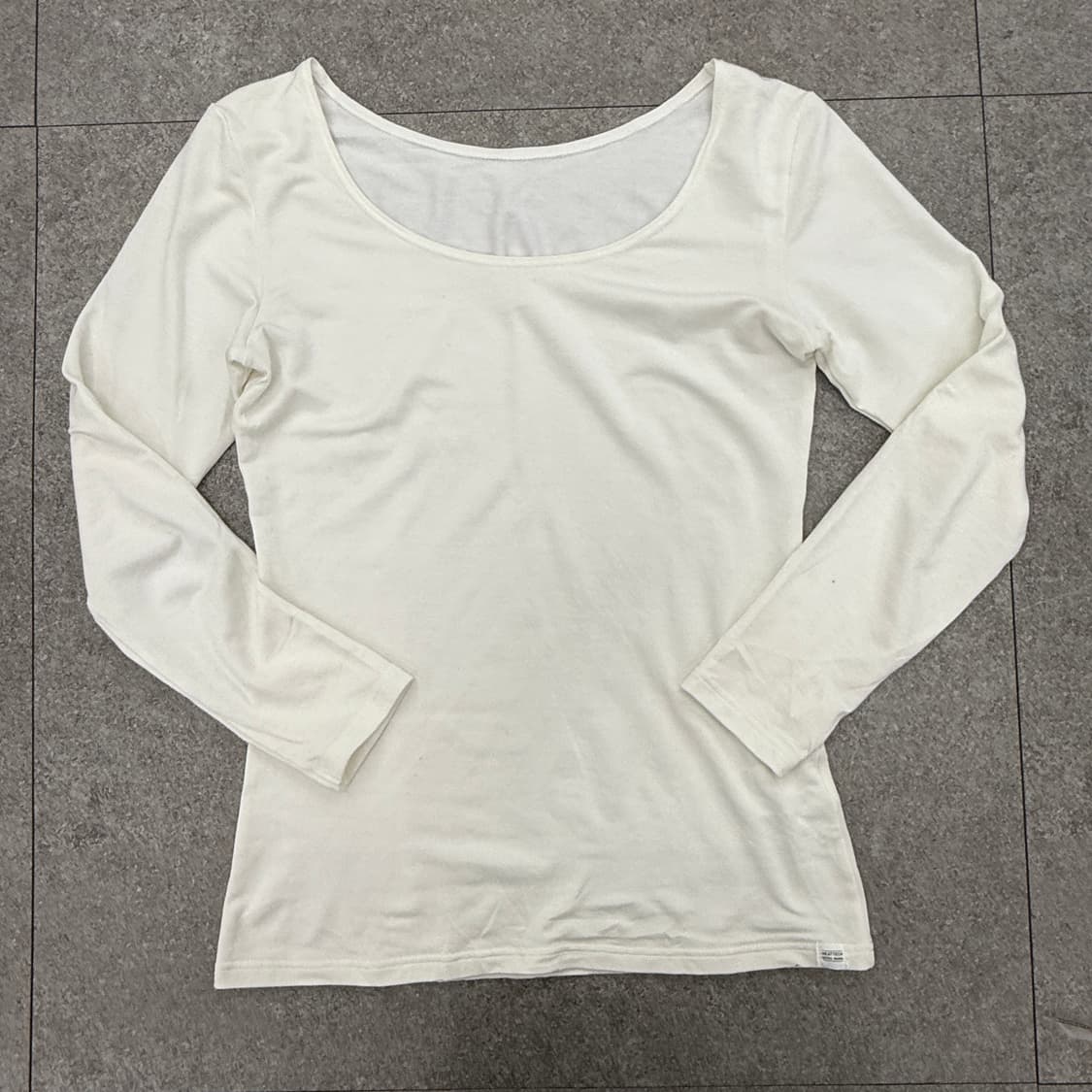 히트텍 긴팔티셔츠 상품이미지5