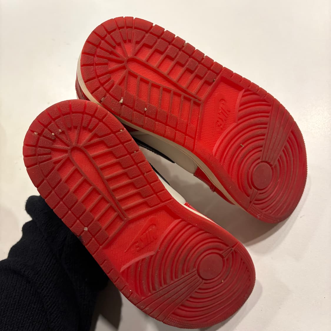 [270] 나이키 에어 조던 1 스파이더맨 하이 OG 레드 상품이미지7