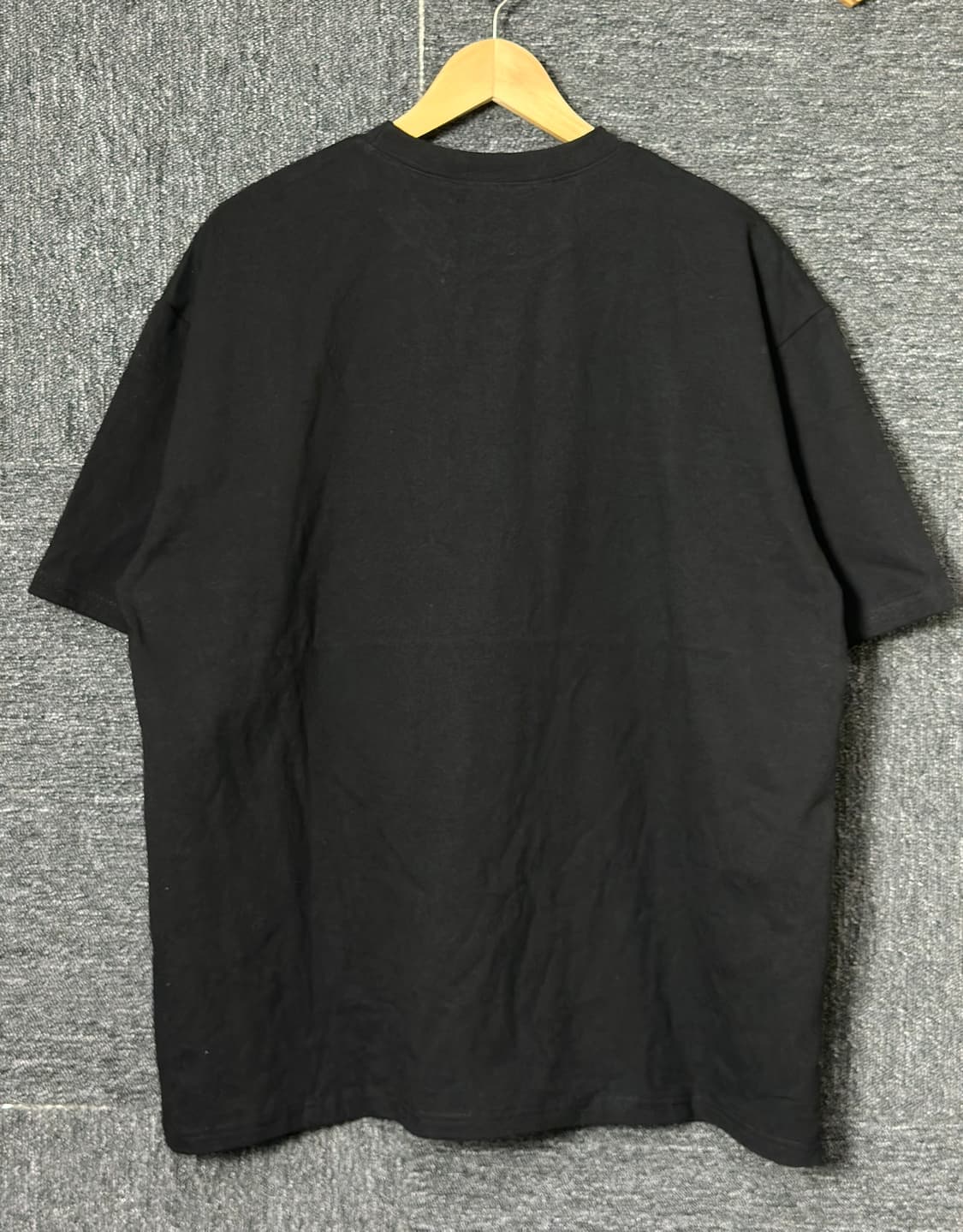 X:ORDINARY 플라워 프린팅 블랙 티셔츠 상품이미지2