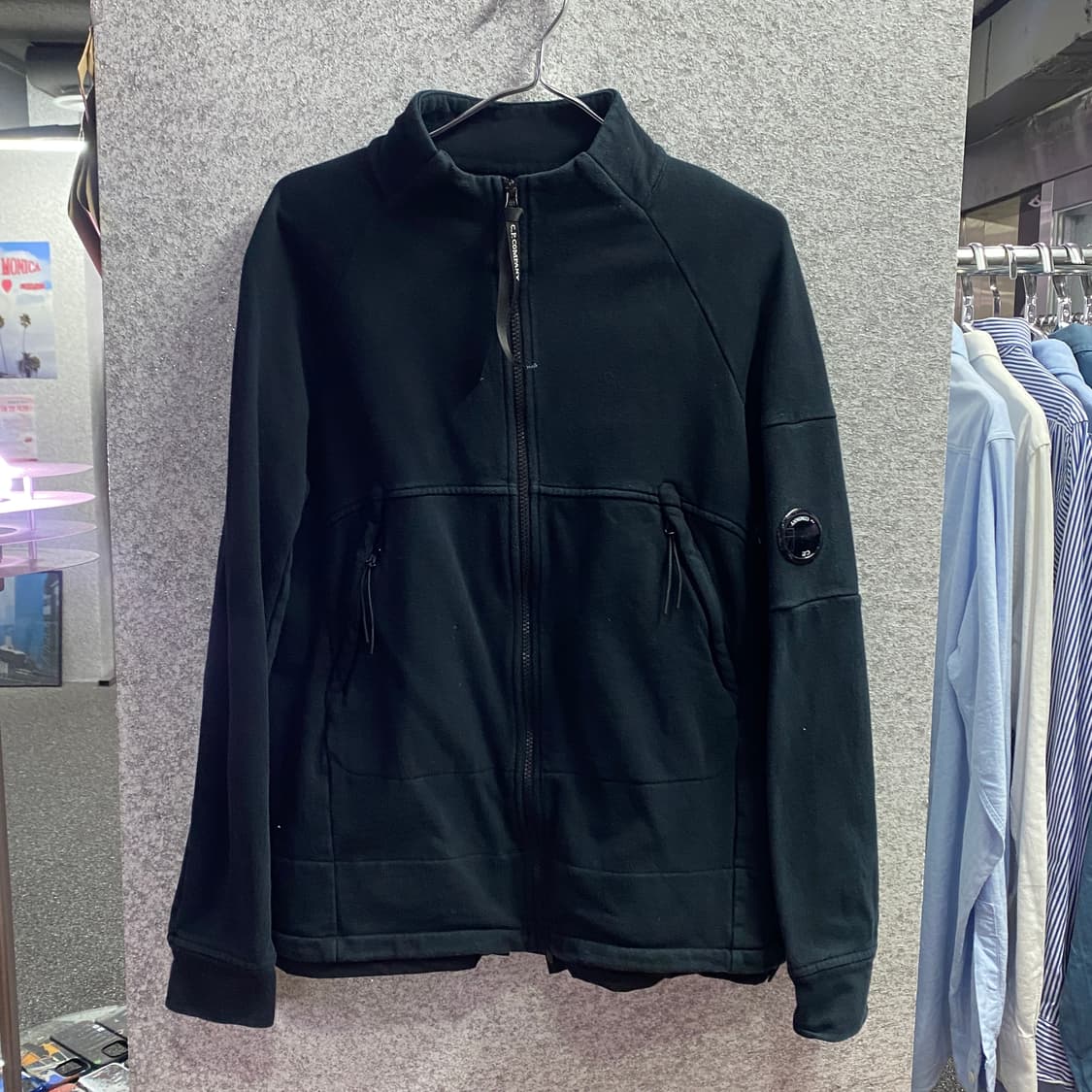 C.P 컴퍼니 렌즈 블랙 코튼 집업  B3041 상품이미지2