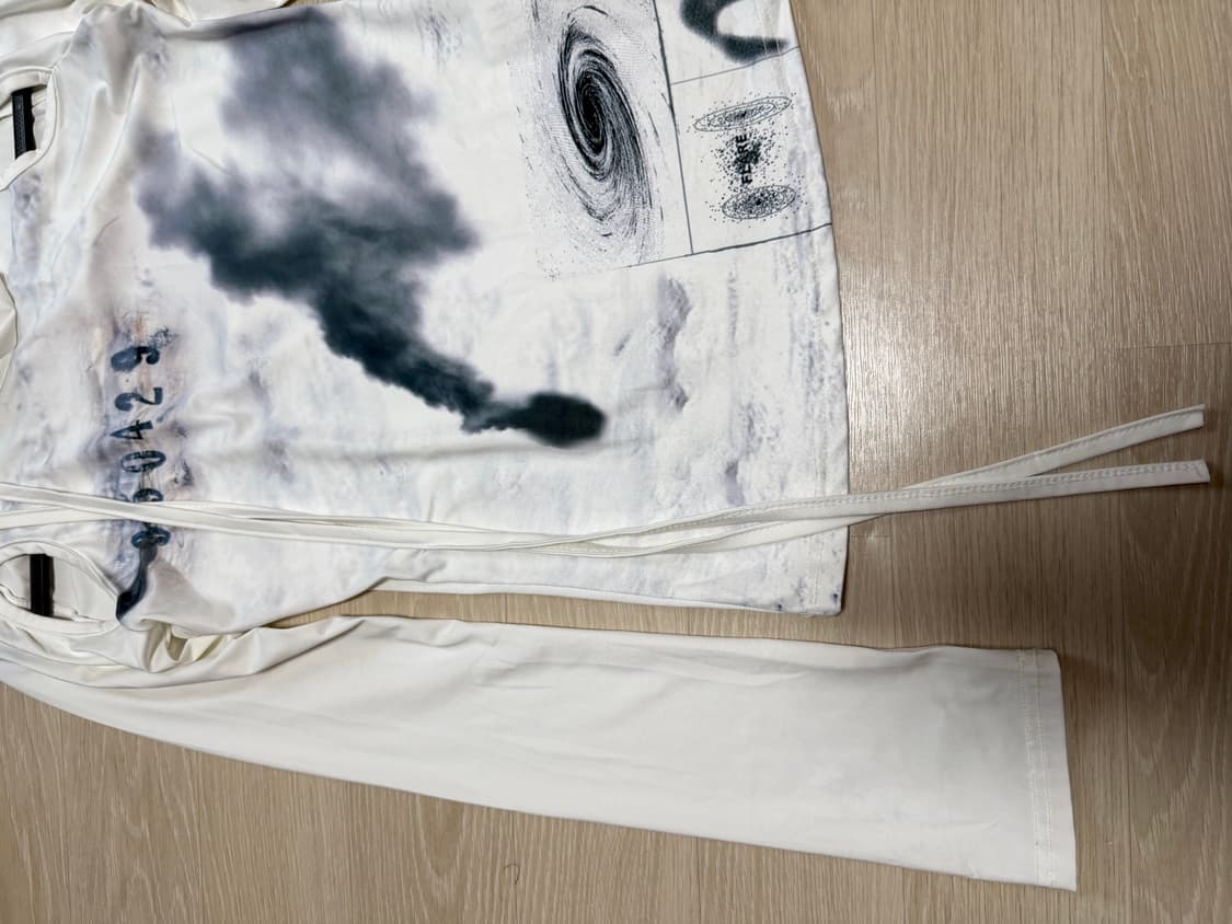 플레어업 Cut-out Turtleneck Long Sleeve 상품이미지5